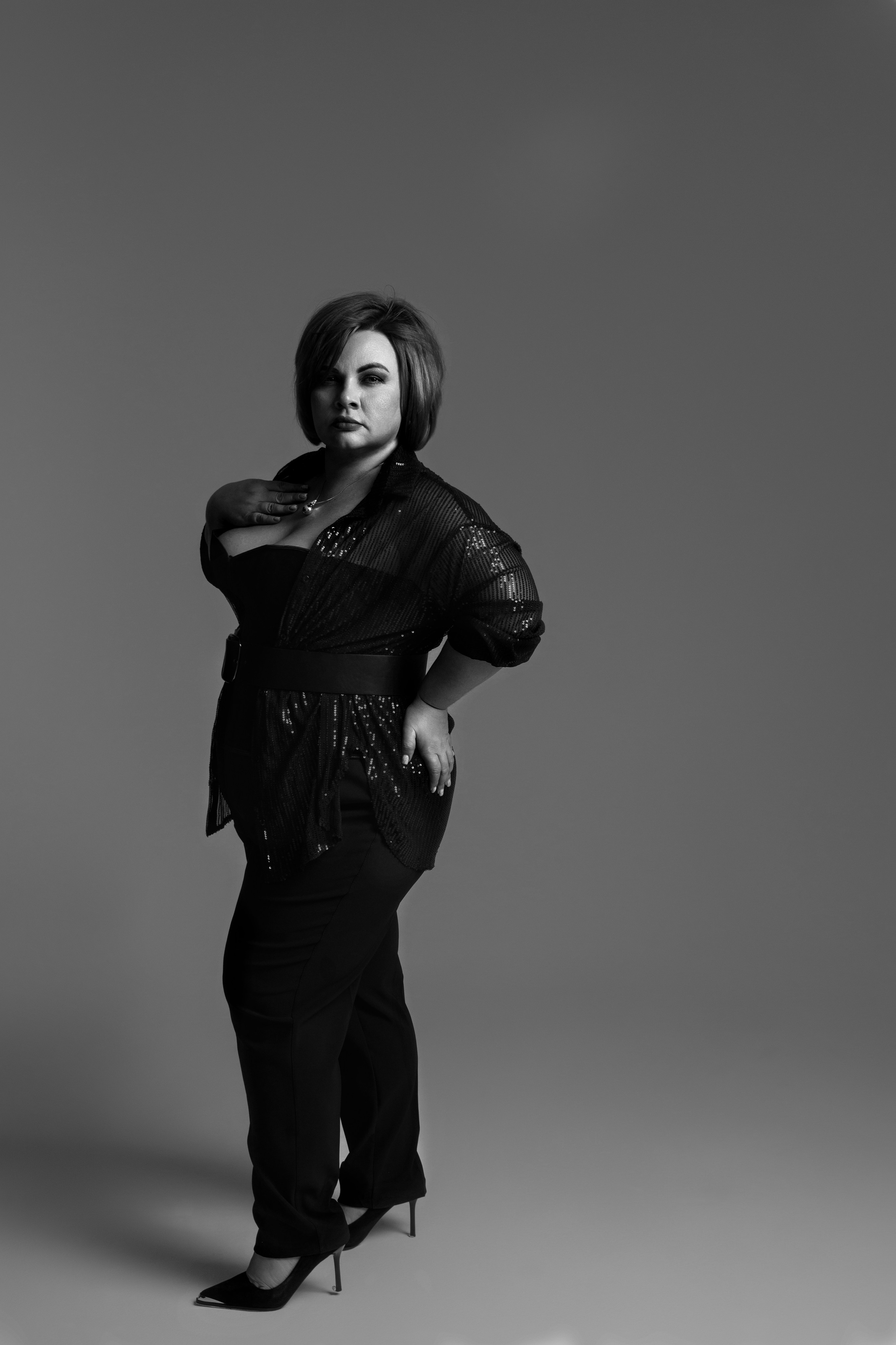 Как на женской фотосессии плюс сайз выглядеть стройнее — позы, ракурсы и и ошибки, из-за которых вы выглядите полнее | Фотограф Самара