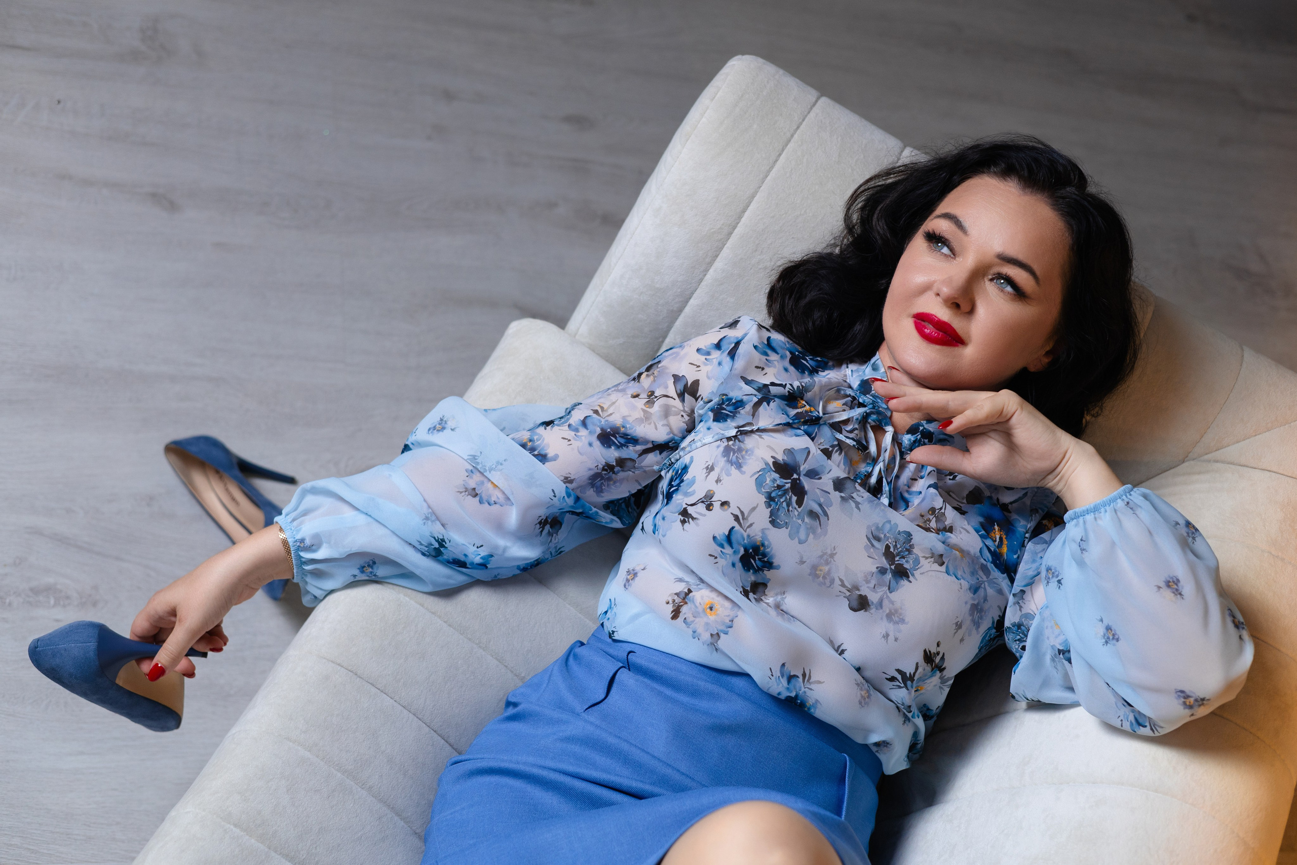 Девушки в студии. Анжелика Пилипас