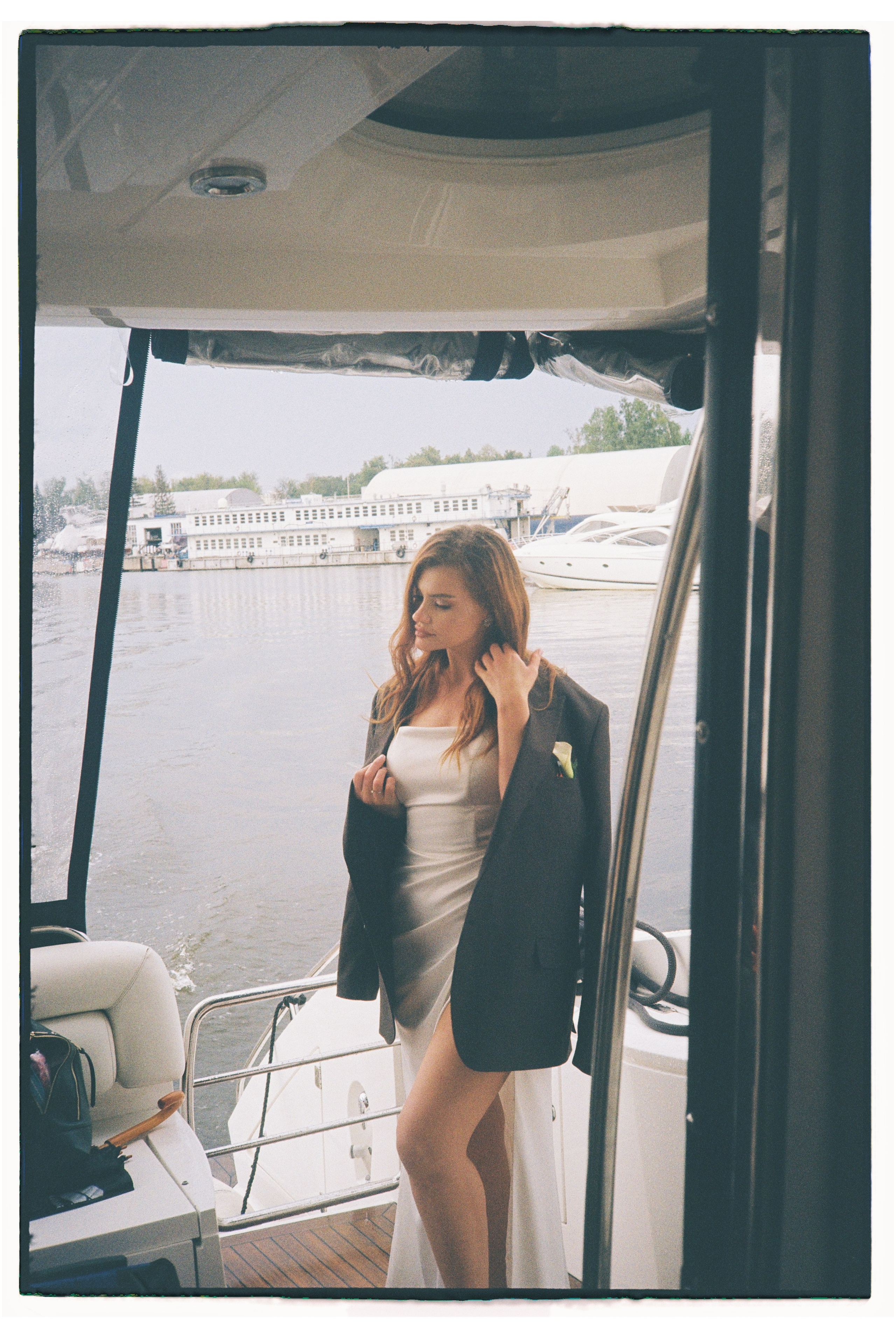 Егор & Нелля. Пленка. Сестры Карабаза. Фотографы и ретушеры в Москве и Санкт-Петербурге