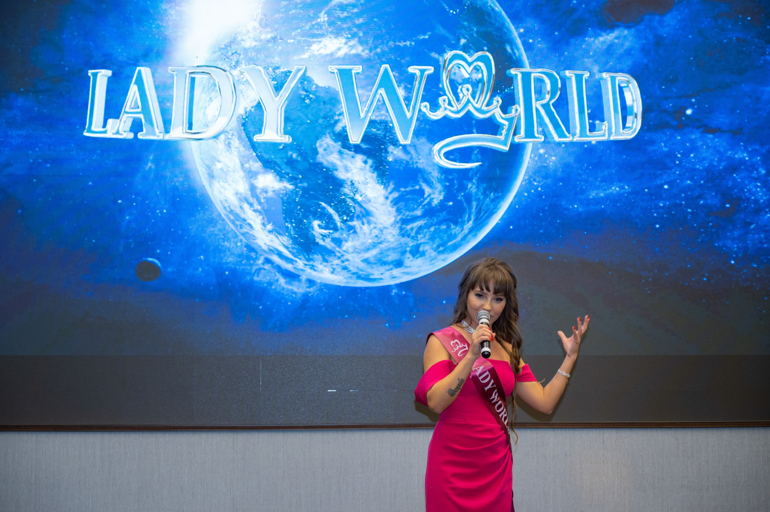 Церемония открытия Конкурса красоты «LADY WORLD» 2024. Фотографирую счастливых людей в Сочи