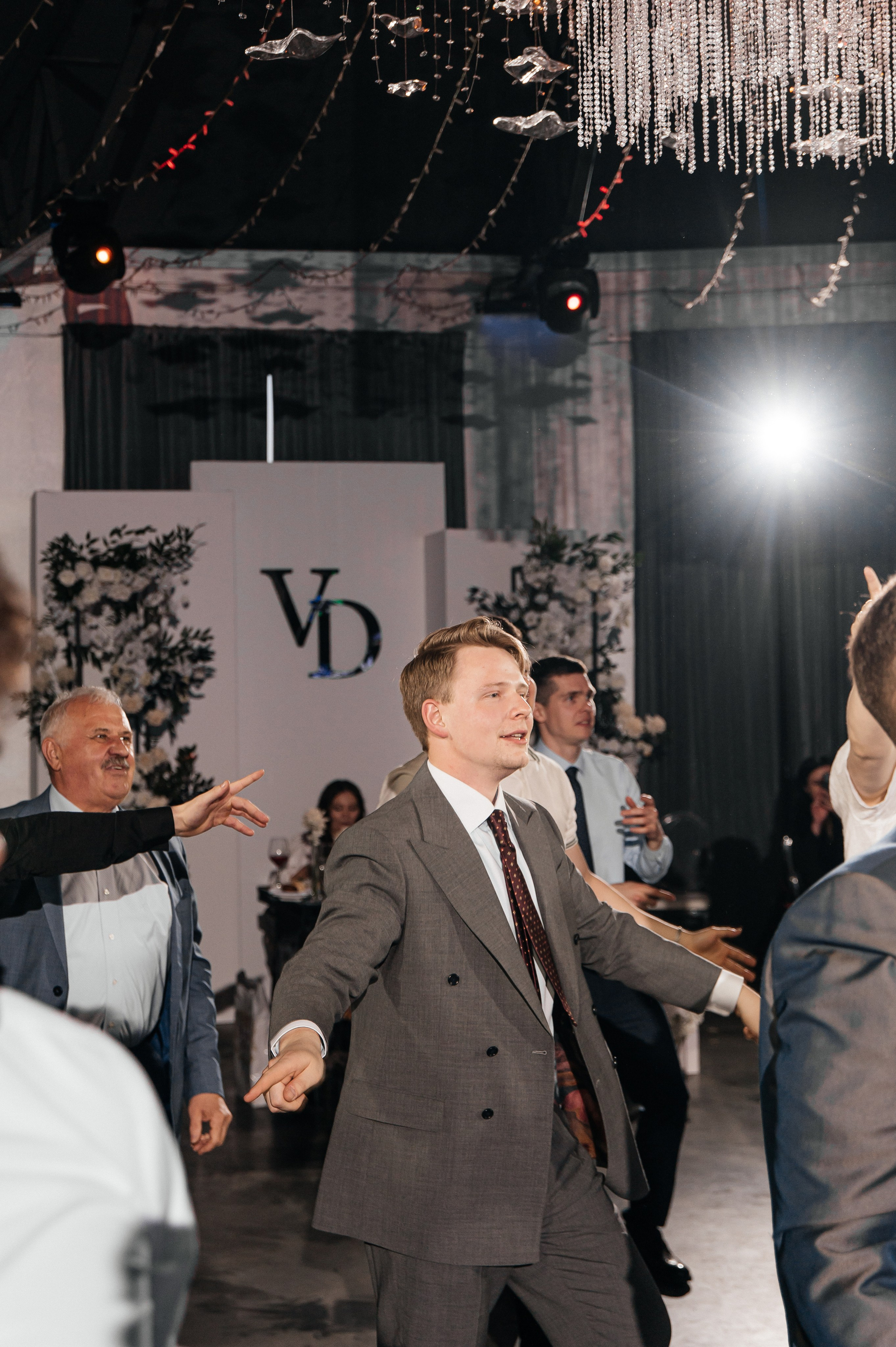 ANONS. Мария — Свадебный фотограф