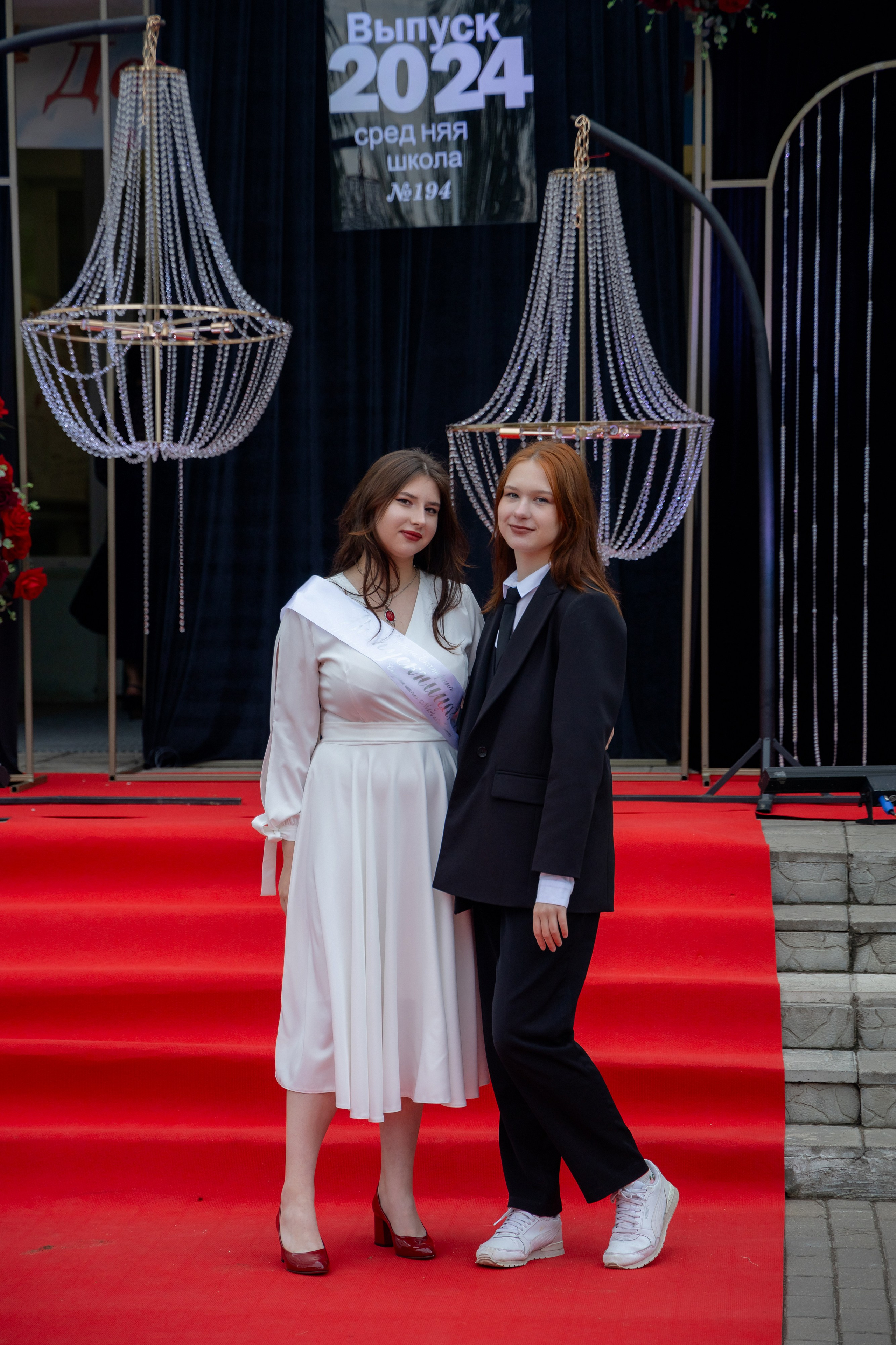 Школьный выпускной 2024 год в Соколе (Минск). Свадебный фотограф в Минске/Беларуси Сергей Спиридонов