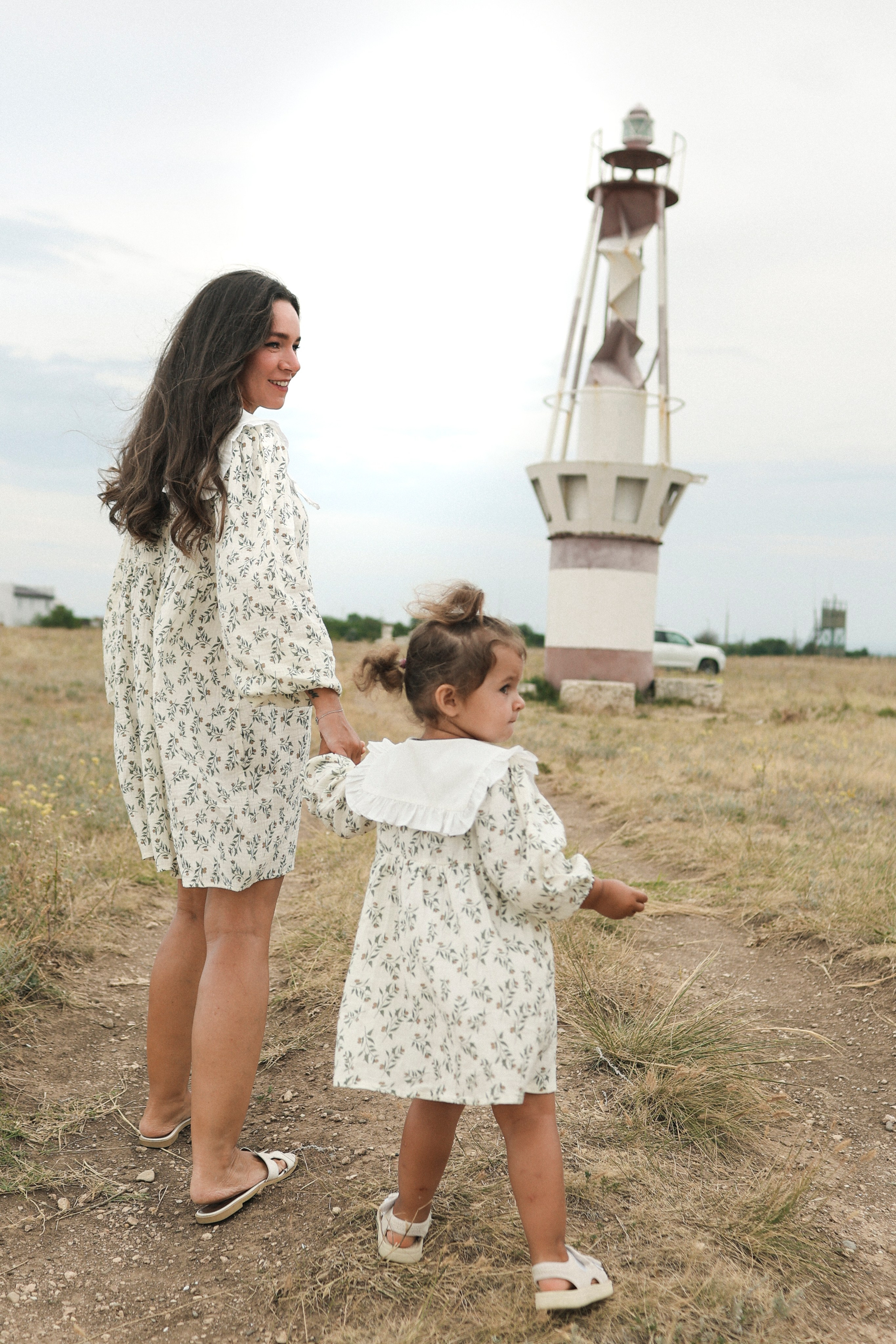 Пойдем, словлю тебе кузнечика. Свадебный фотограф в Севастополе и Крыму. Видеограф на свадьбу Крым, Севастополь, Ялта, Симферополь