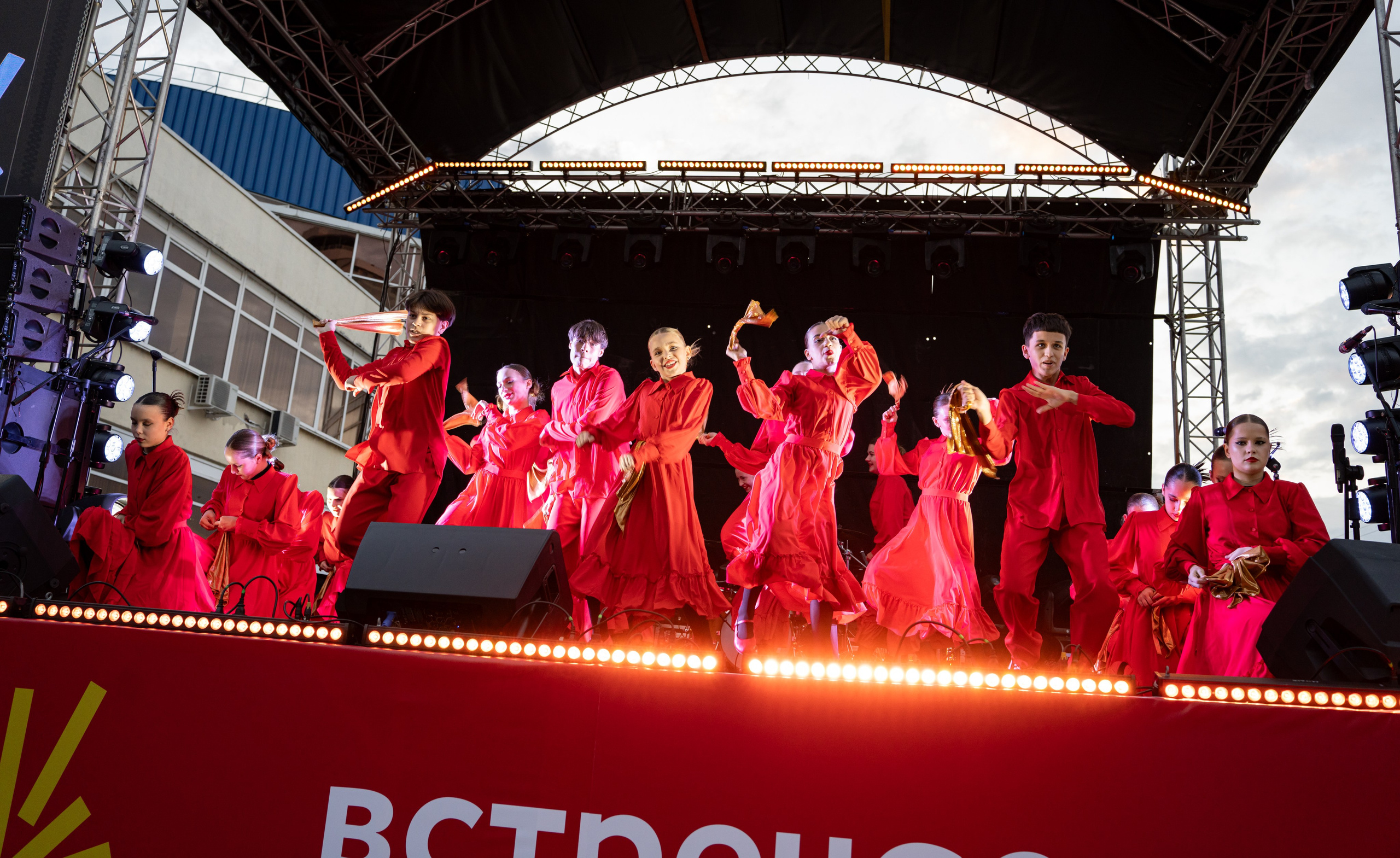 Фестиваль ко дню города Краснодар «45-я Параллель» / @ДС Олимп. Концертный фотограф в Краснодаре