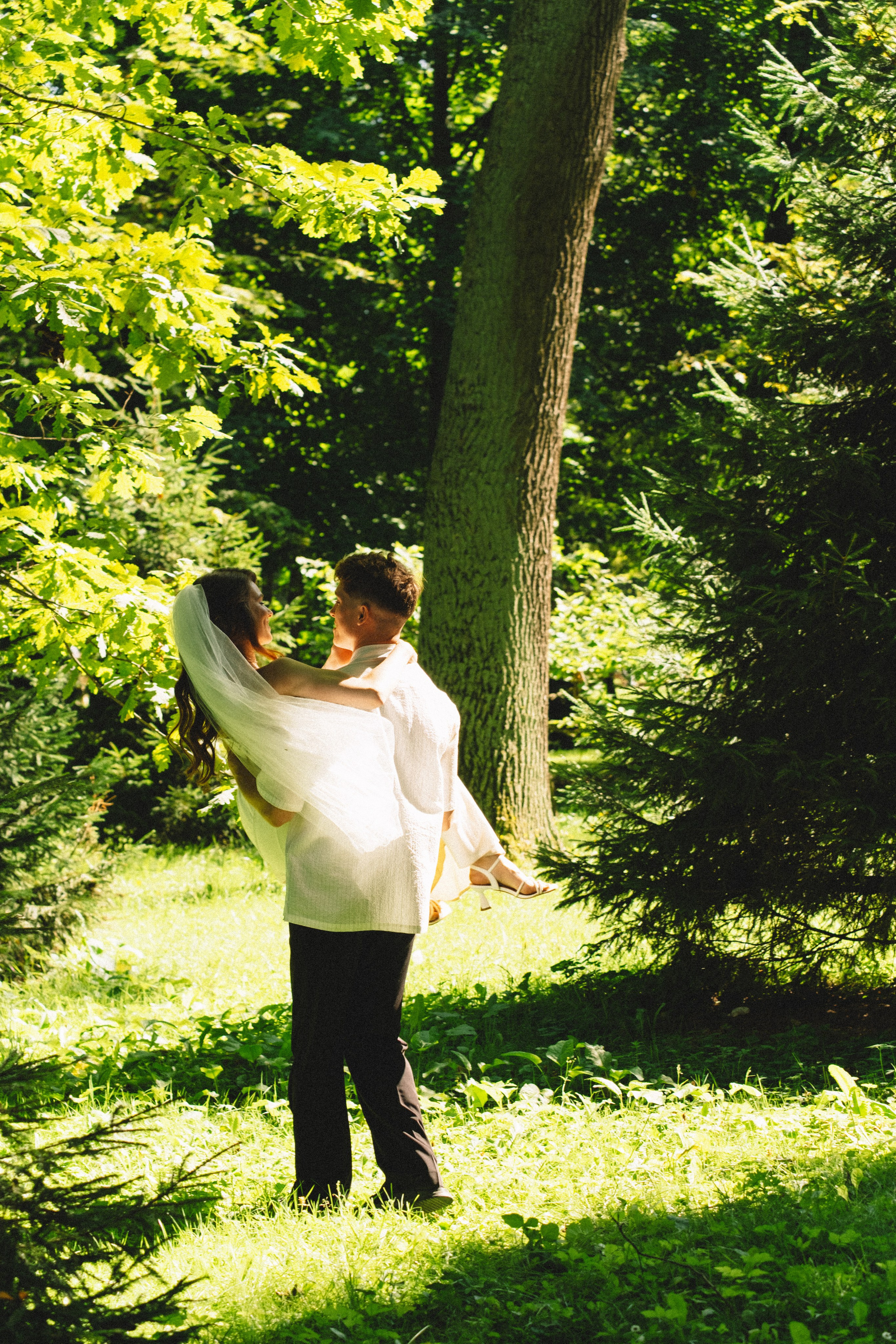 СВАДЕБНАЯ СЬЕМКА В ПЕТЕРГОФЕ И СЬЕМКА РЕПОРТАЖА В ЗАГСЕ ПЕТЕРГОФА. Профессиональный фотограф, Санкт-Петербург — Виктория Богомолова