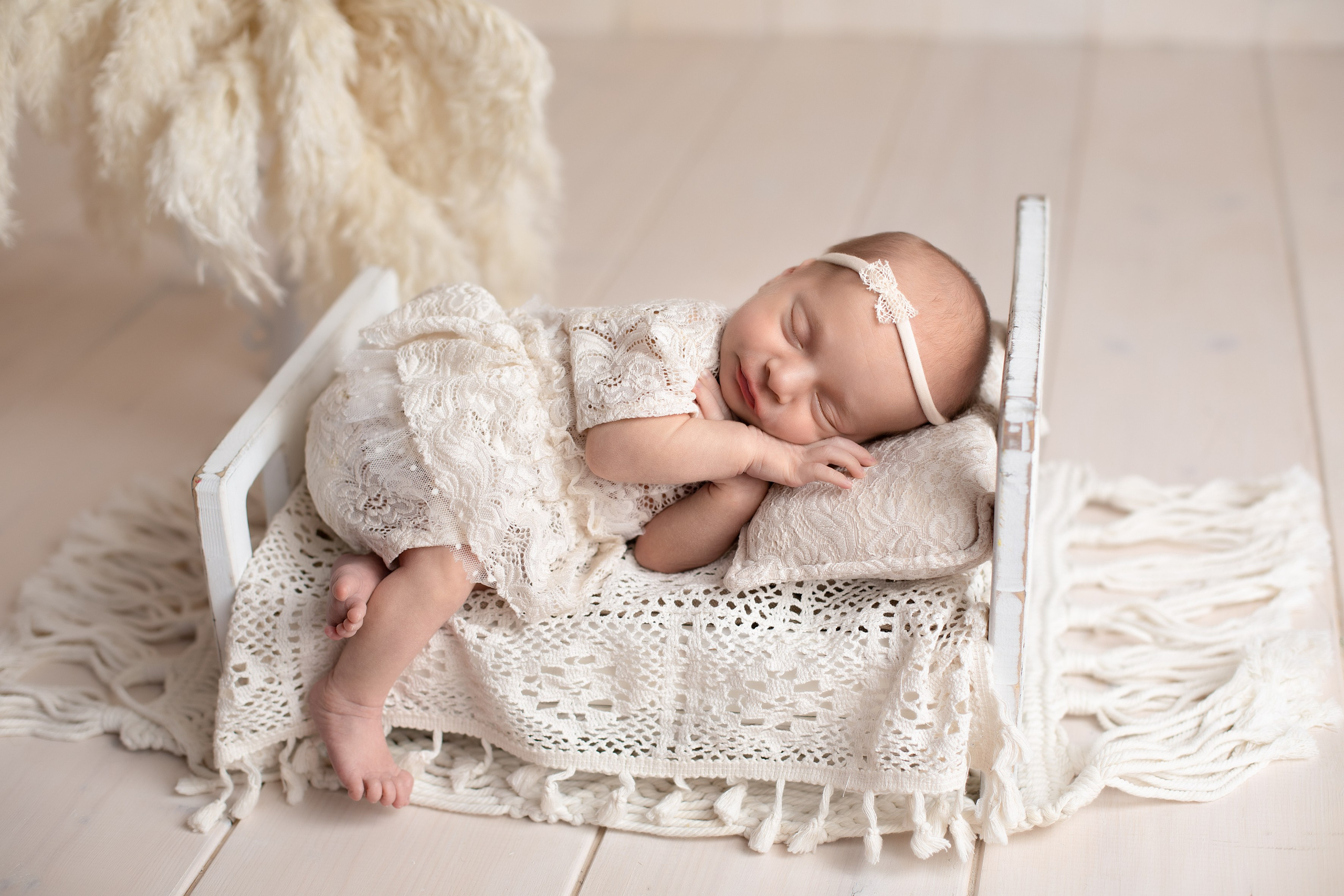 Новорожденные девочки. Фотограф новорожденных в Нижнем Новгороде Белякова Оксана