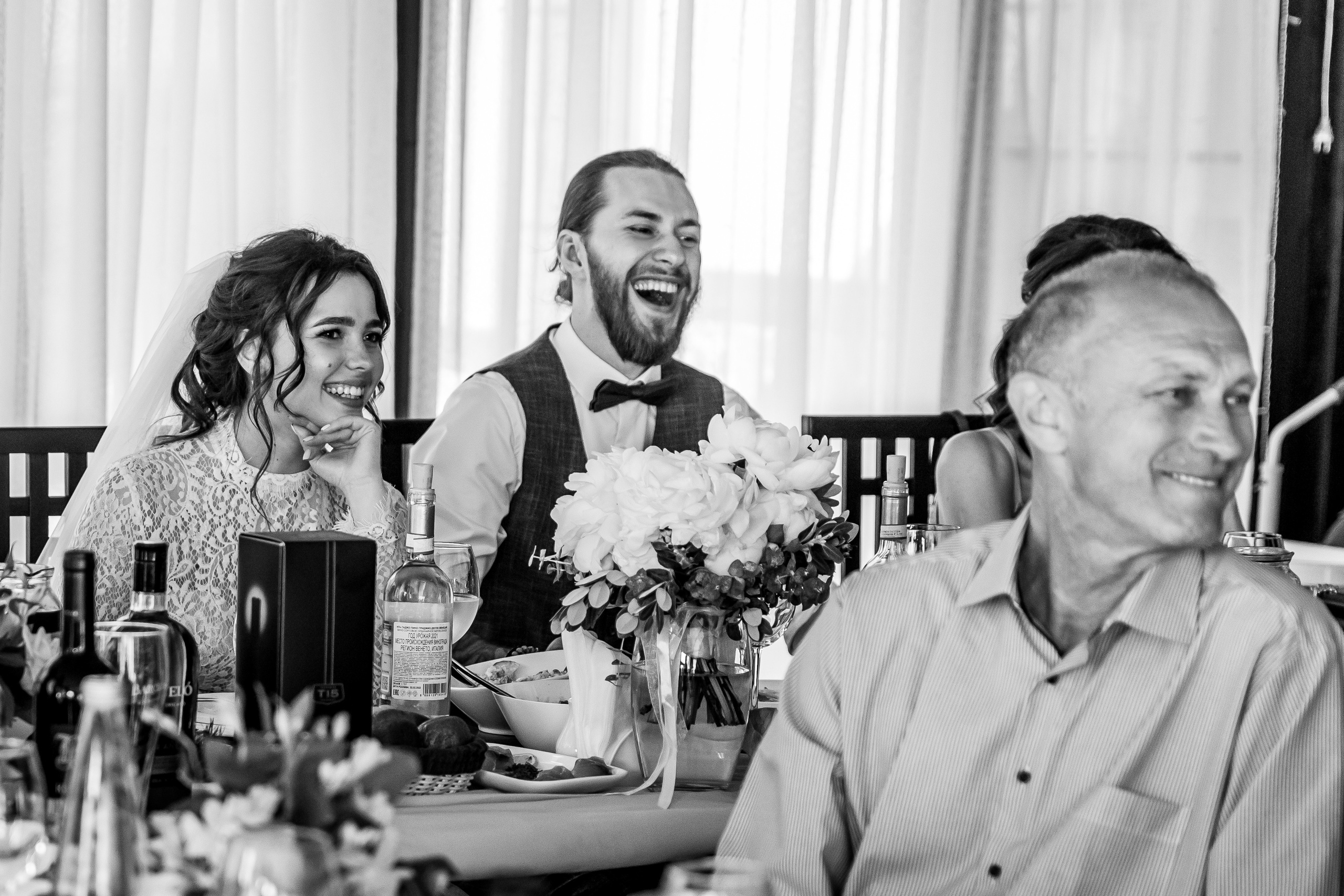 Wedding photographer in Tbilisi & Saint-Petersburg (Spb). Destination wedding photographer Peter Letu