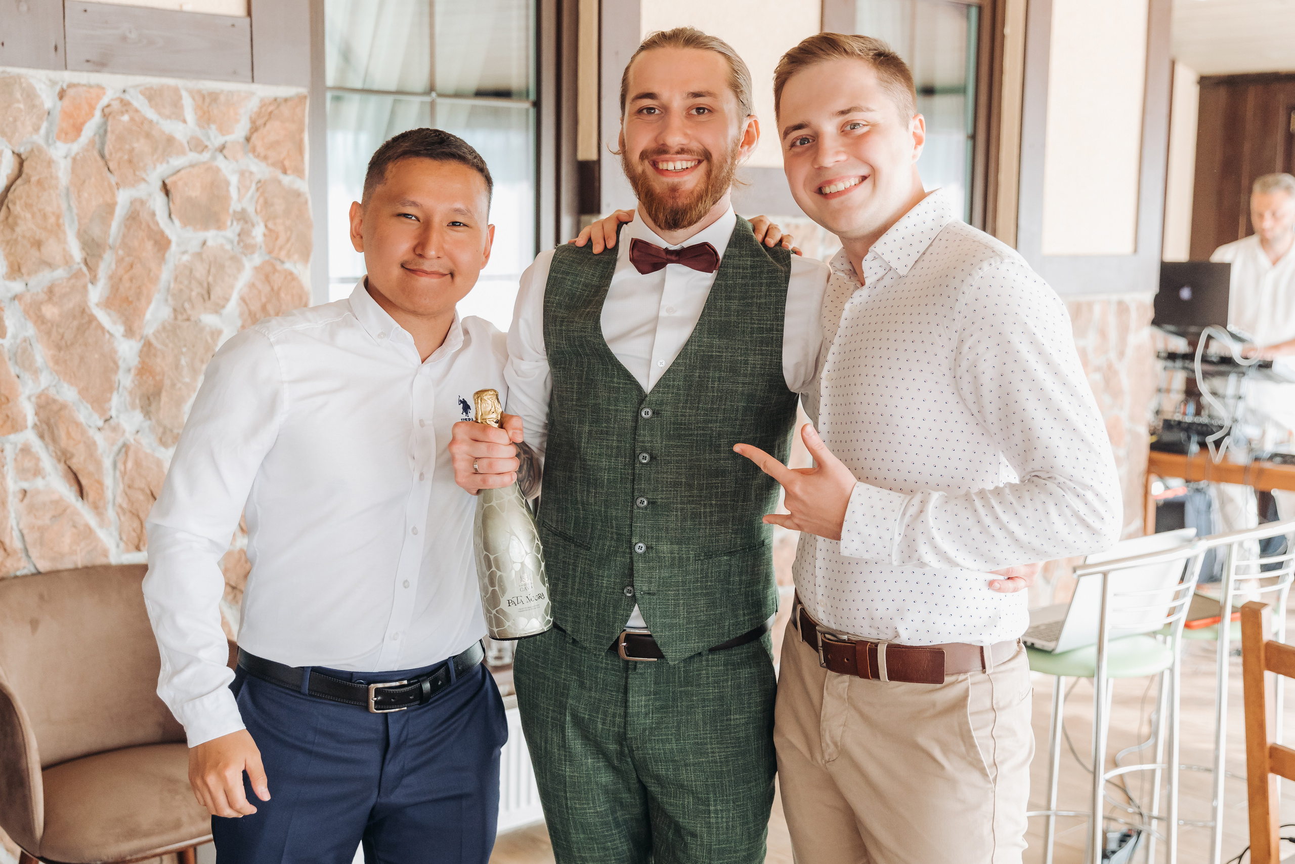 Wedding photographer in Tbilisi & Saint-Petersburg (Spb). Destination wedding photographer Peter Letu