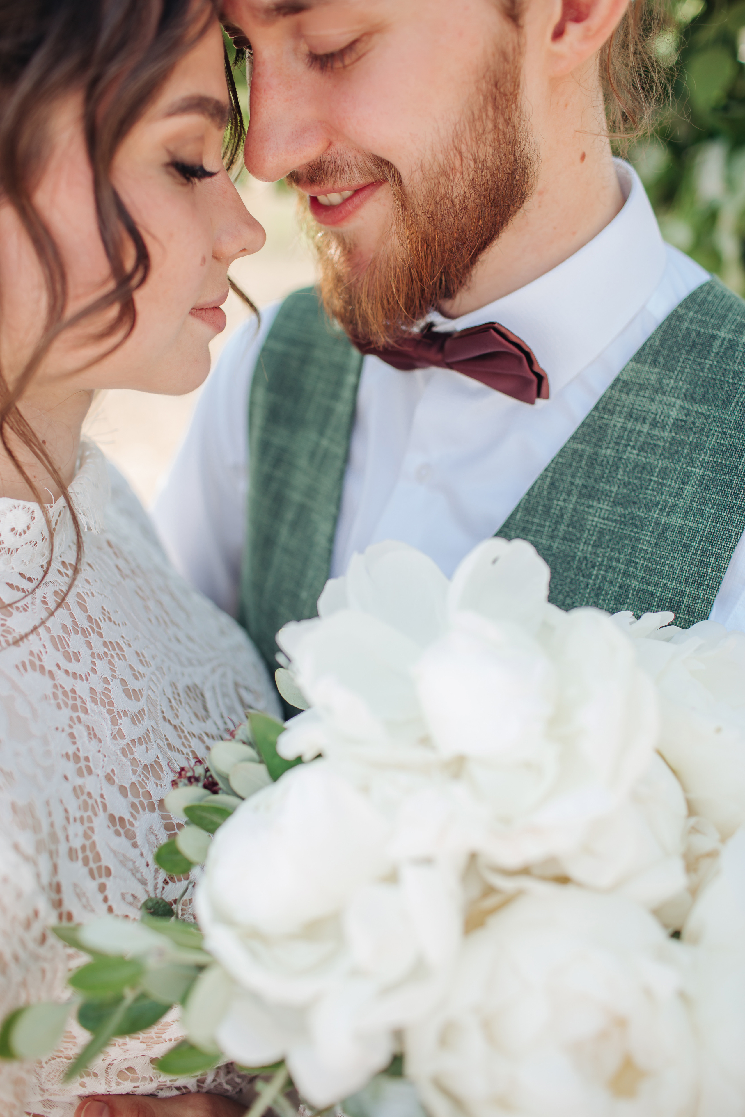 Wedding photographer in Tbilisi & Saint-Petersburg (Spb). Destination wedding photographer Peter Letu