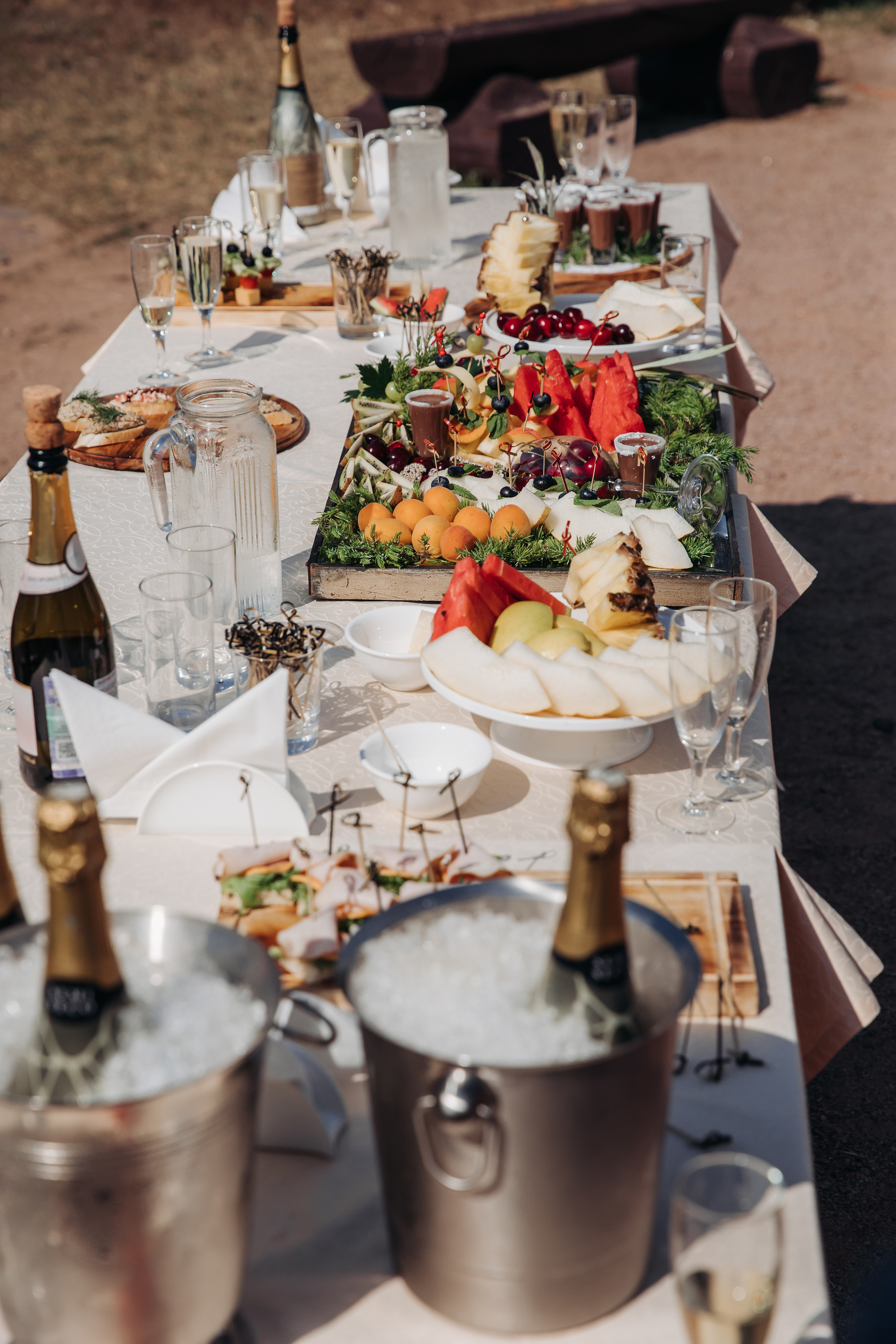 Wedding photographer in Tbilisi & Saint-Petersburg (Spb). Destination wedding photographer Peter Letu