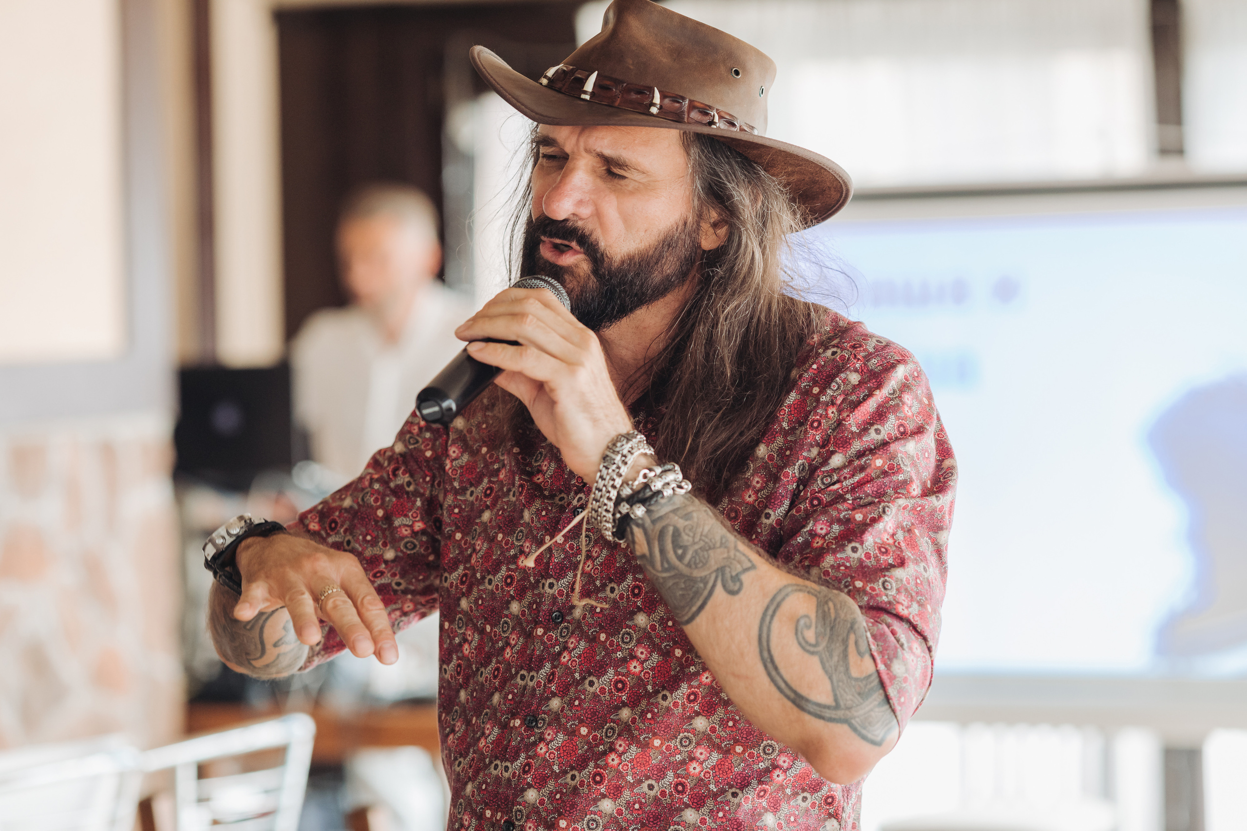 Wedding photographer in Tbilisi & Saint-Petersburg (Spb). Destination wedding photographer Peter Letu