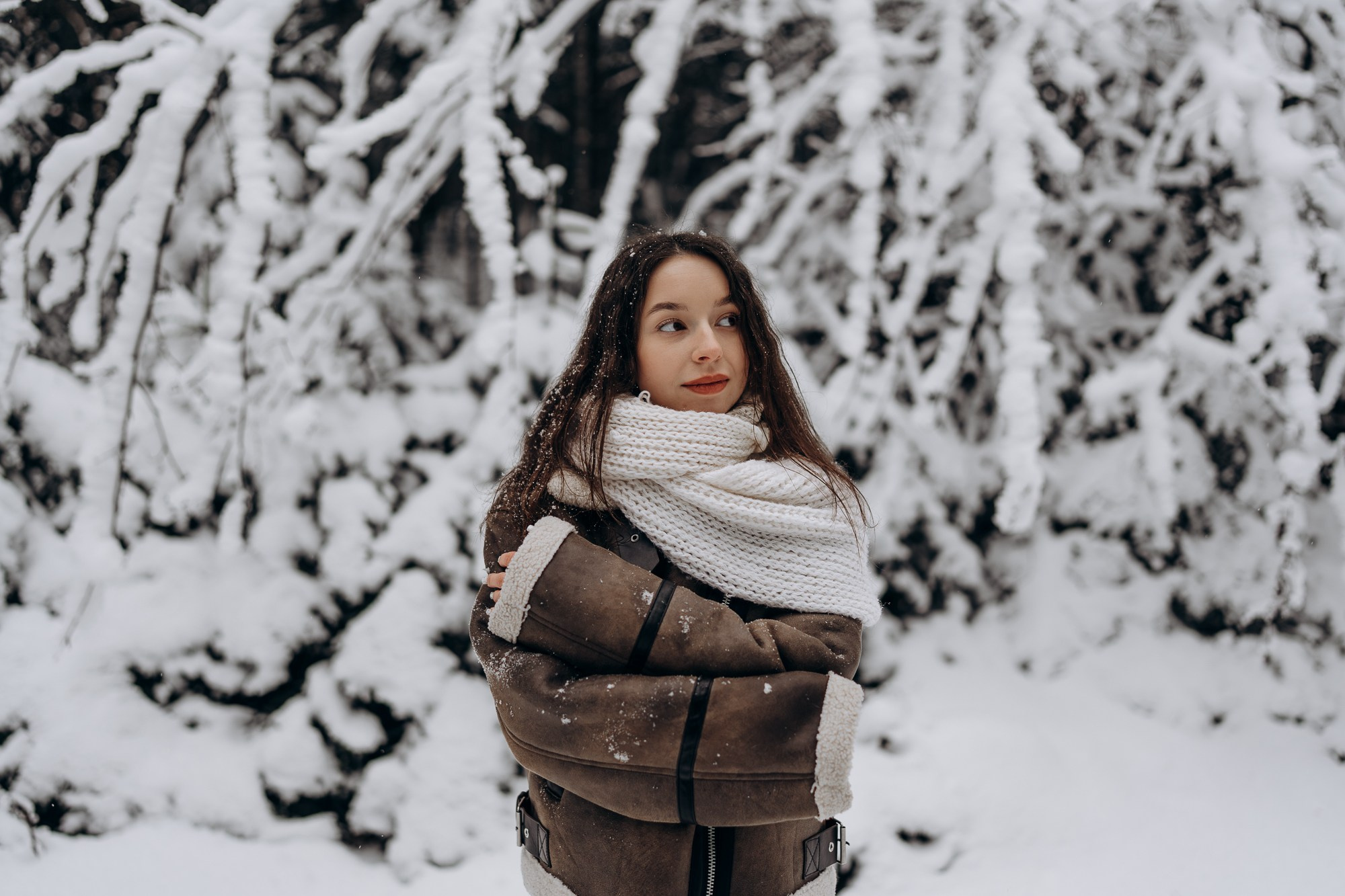 Зимняя фотосессия для девушки с собакой. Свадебный и репортажный фотограф в Ярославле Евгений Сальников