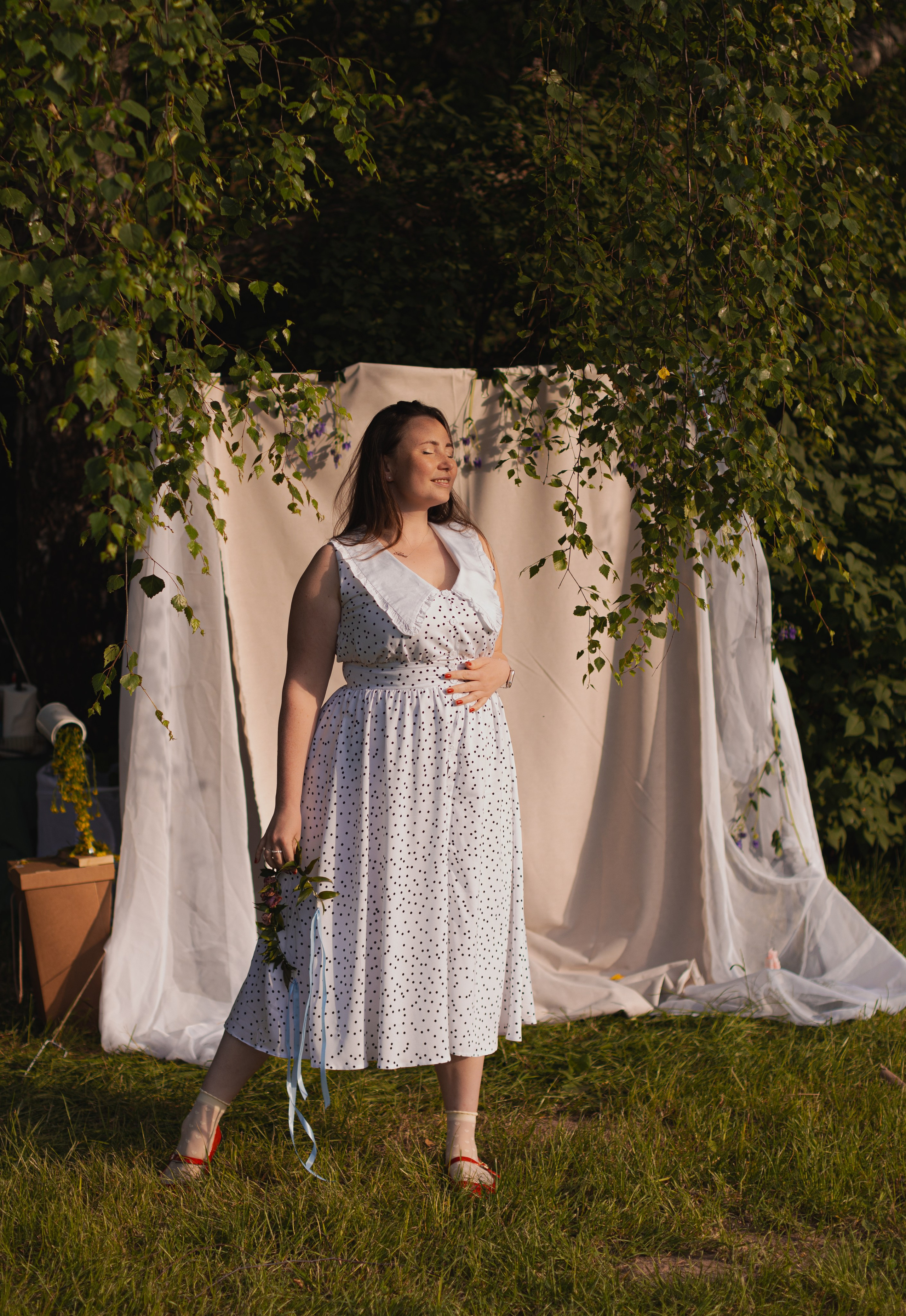 Мк Сирень на зеркале (девичник в парке). Анастасия Ракчеева Художник