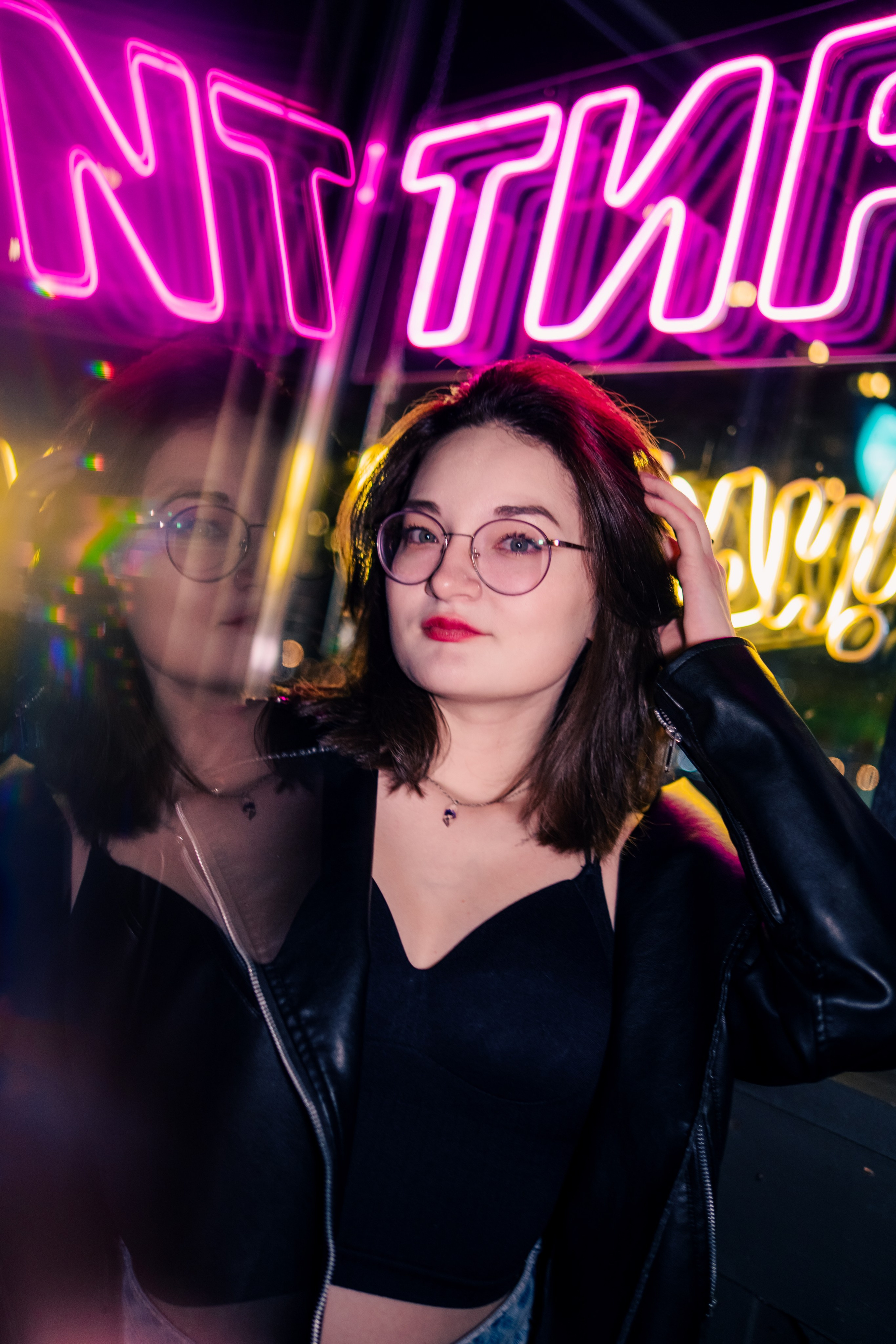 Юля | Палитра неоновых огней. Felixtones