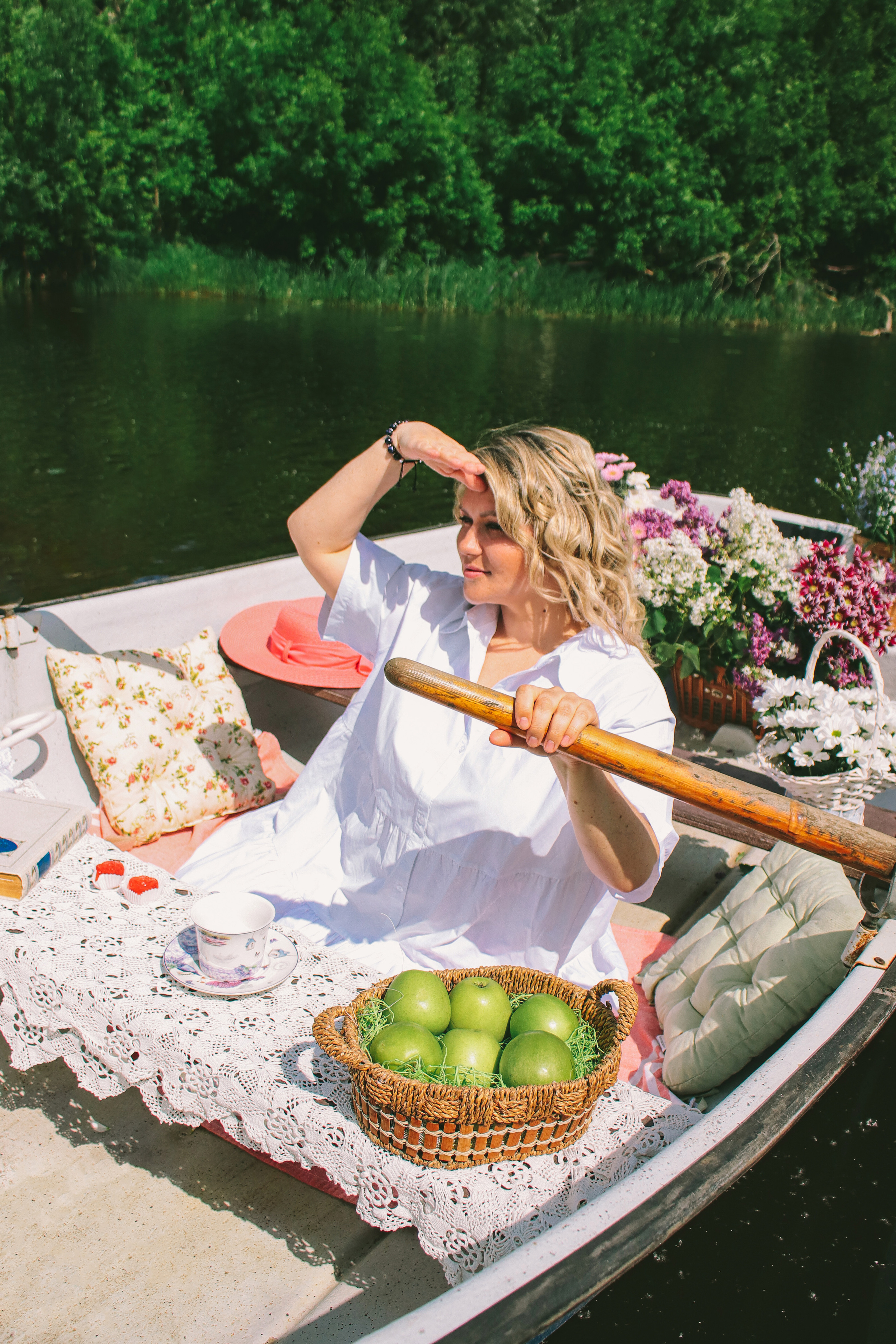 Фотопроект Лодочка с цветами. Фотограф Химки Анна Татарских