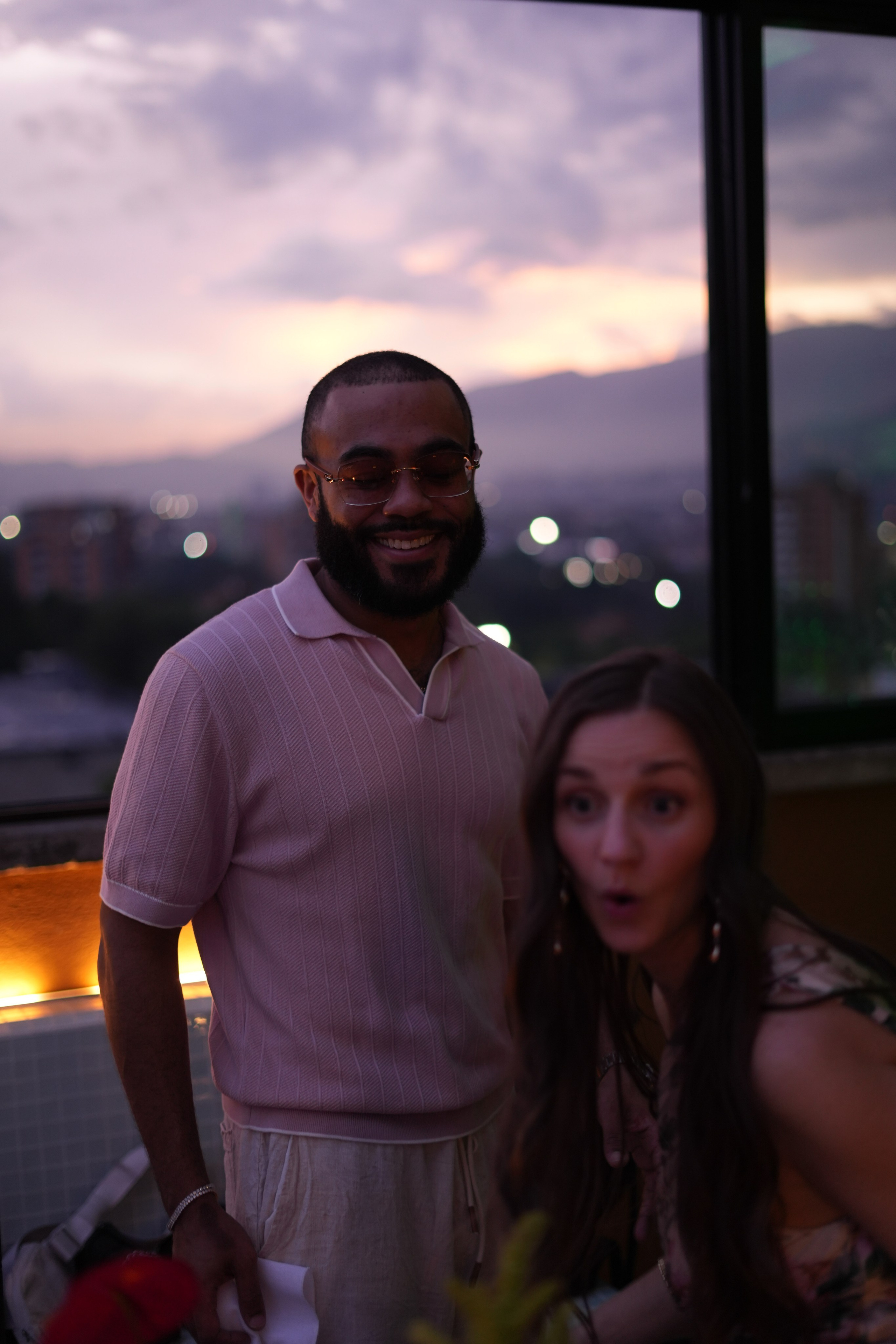 Olivia and Zack / 1 wedding day. Wedding Photographer in Barcelona and Medellin