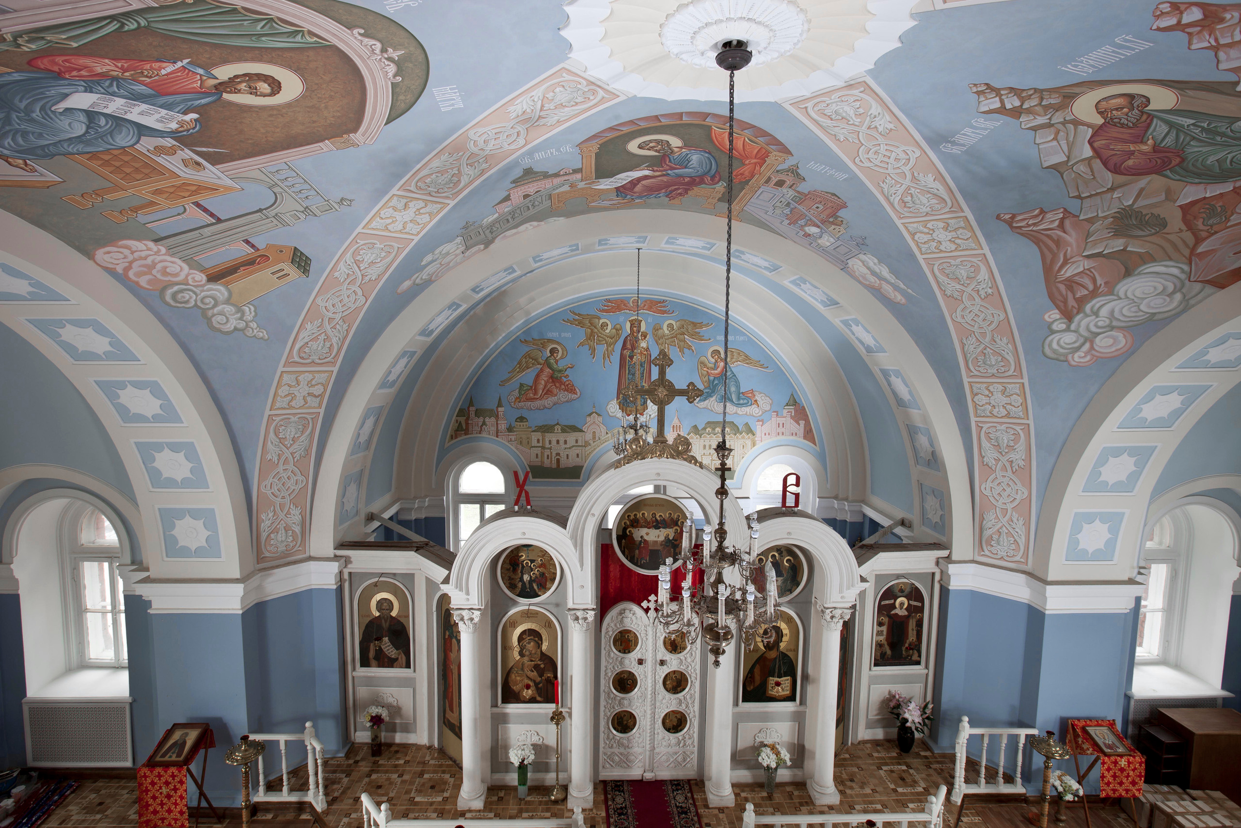 Храм иконы Божией Матери «Всех скорбящих радость» при больнице им. Алексеева. Художник монументалист, иконописец Красовский Илья