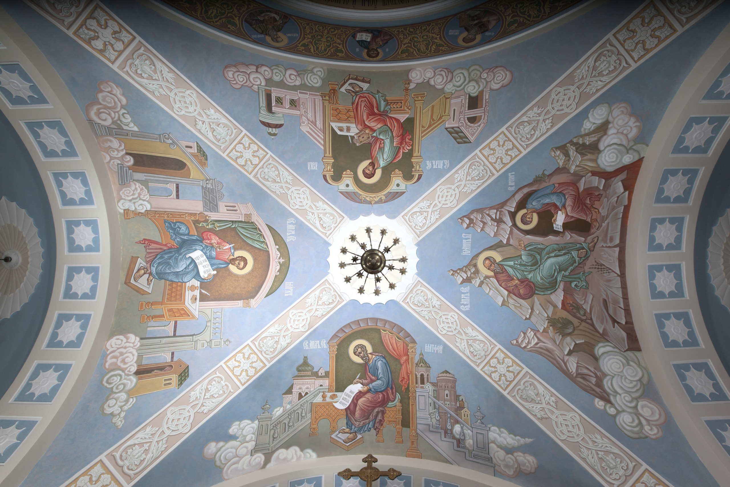 Храм иконы Божией Матери «Всех скорбящих радость» при больнице им. Алексеева. Художник монументалист, иконописец Красовский Илья