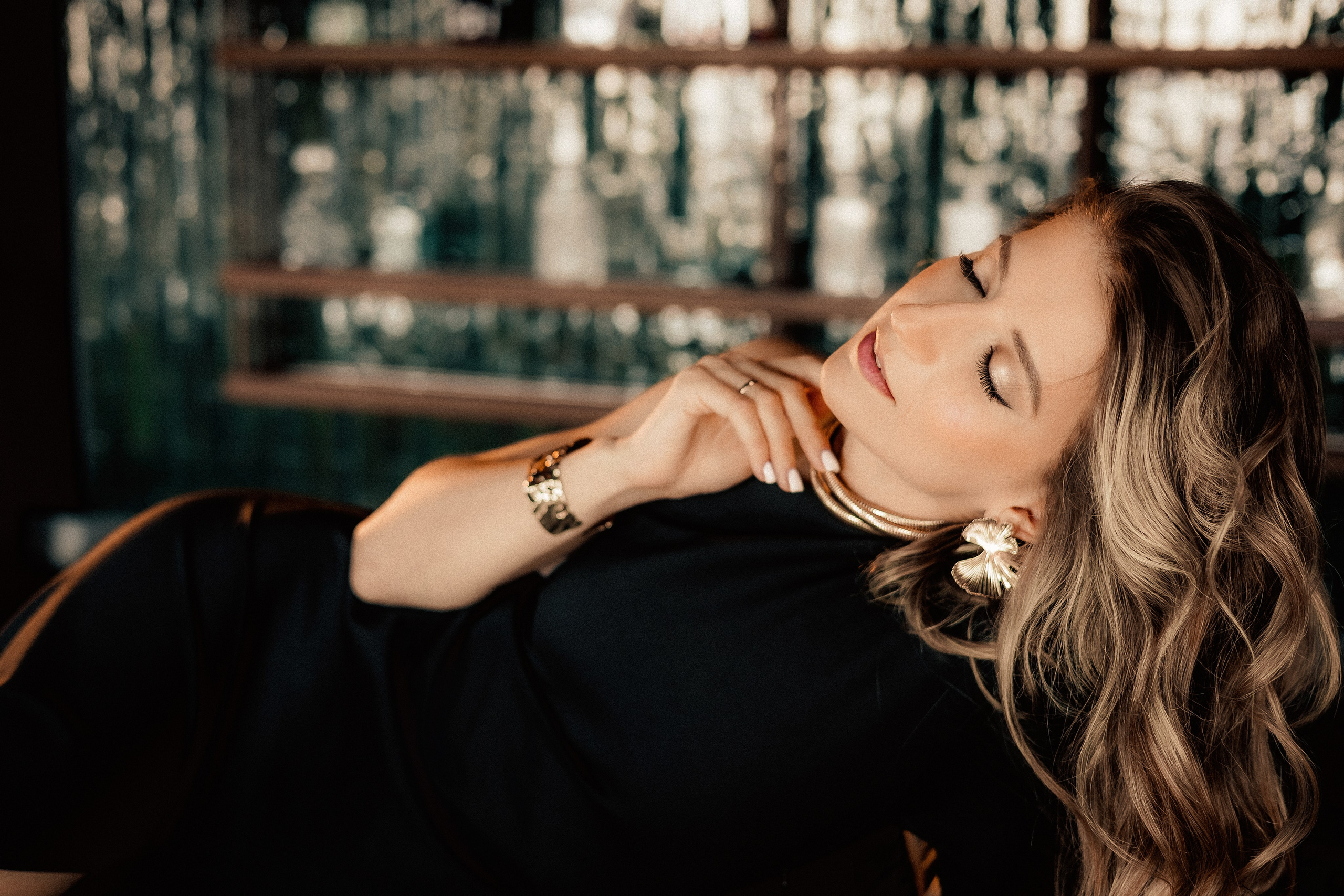 Женские портреты-фотосессии в Москве от фотографа Анастасии Инвиш. Эротическая фотосессия в стилю ню в Москве — заказать ню фотосессию от 19 800 руб!