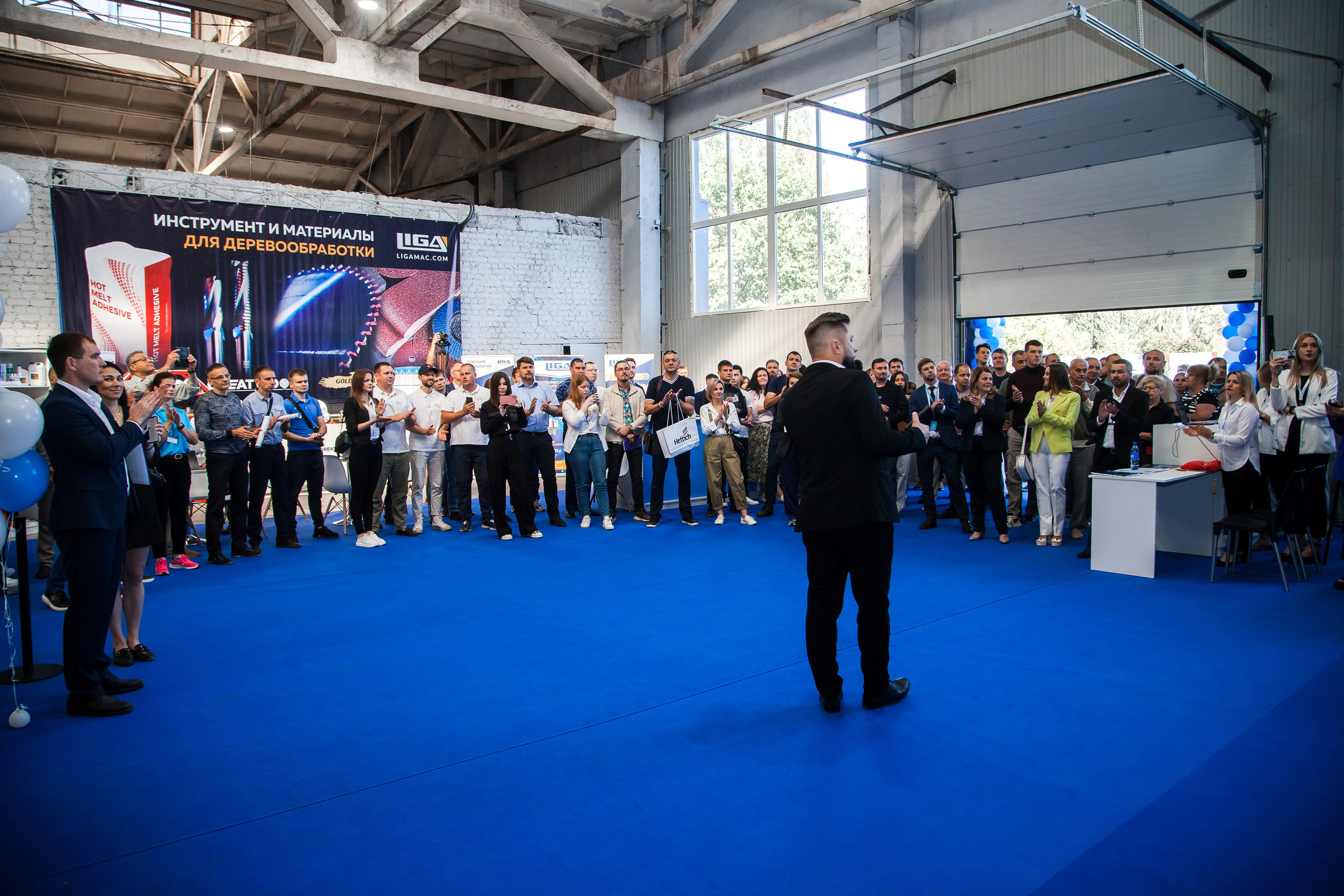 Выставка ТЕСТ-ДРАЙВ.МЕБЕЛЬНОЕ ПРОИЗВОДСТВО И ДЕРЕВООБРАБОТКА. БРЯНСК 2023. Портретный, семейный, свадебный фотограф в Брянске Маргарита Василькова