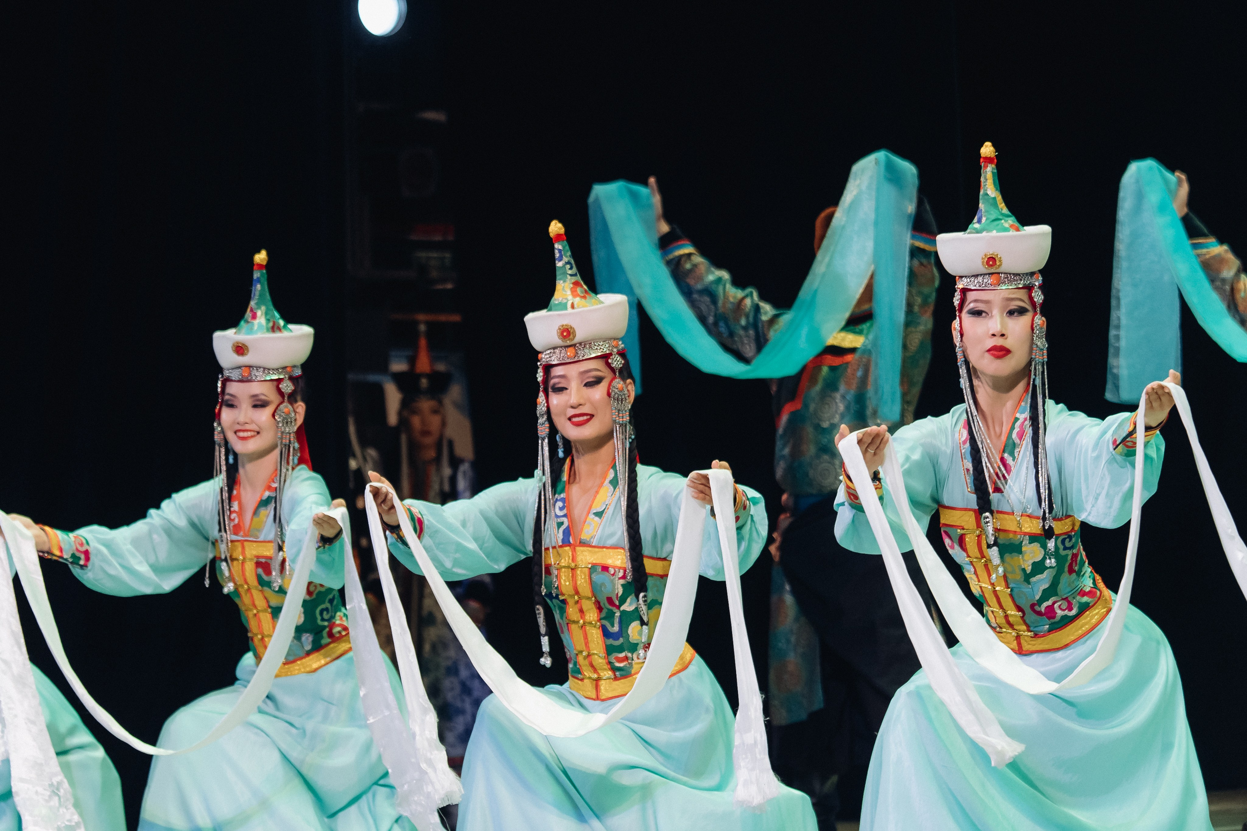 Лучший учитель родного языка и литературы 2025. Свадебный и семейный фотограф в Улан-Удэ