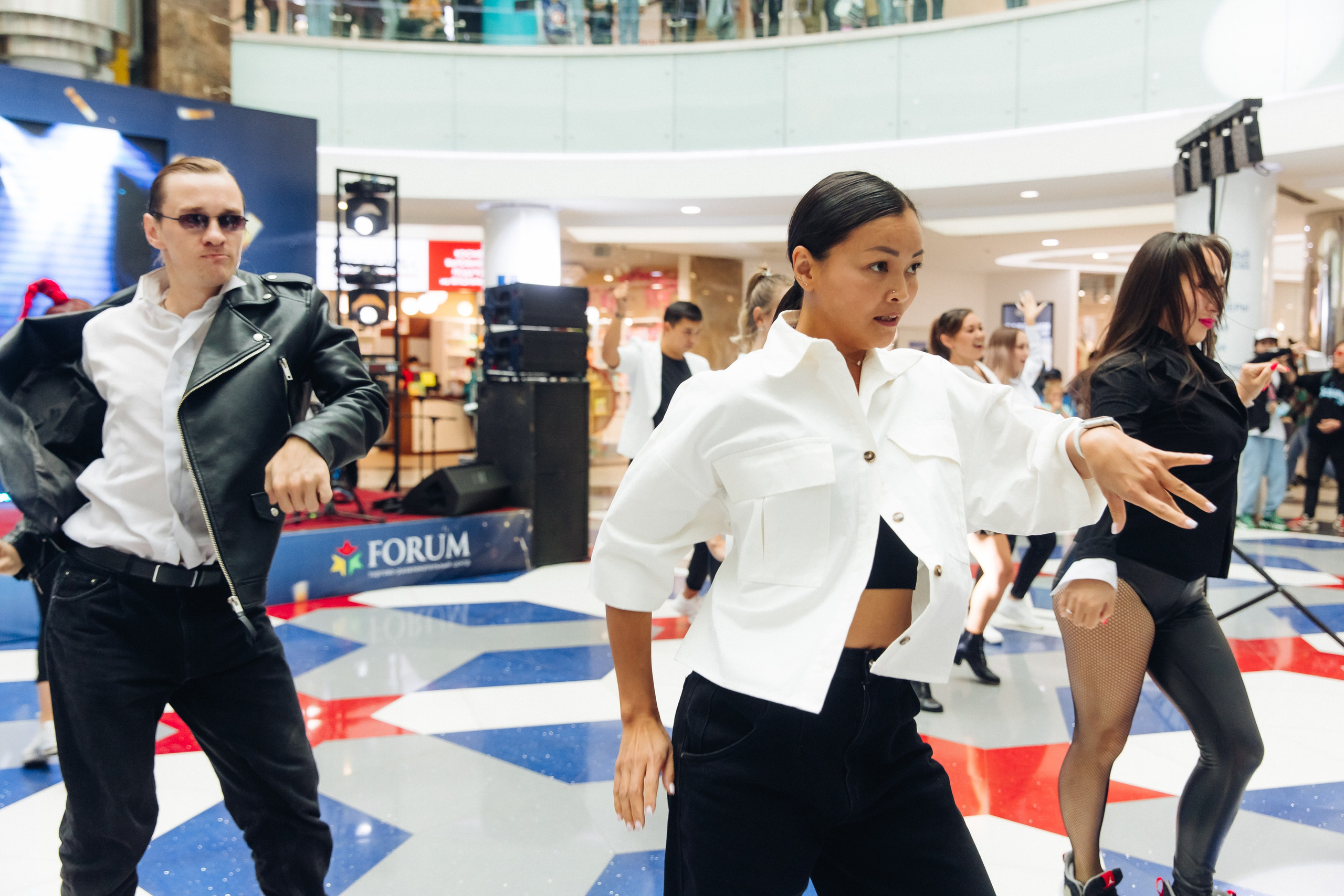 5 лет ТЦ Форум. Свадебный и семейный фотограф в Улан-Удэ