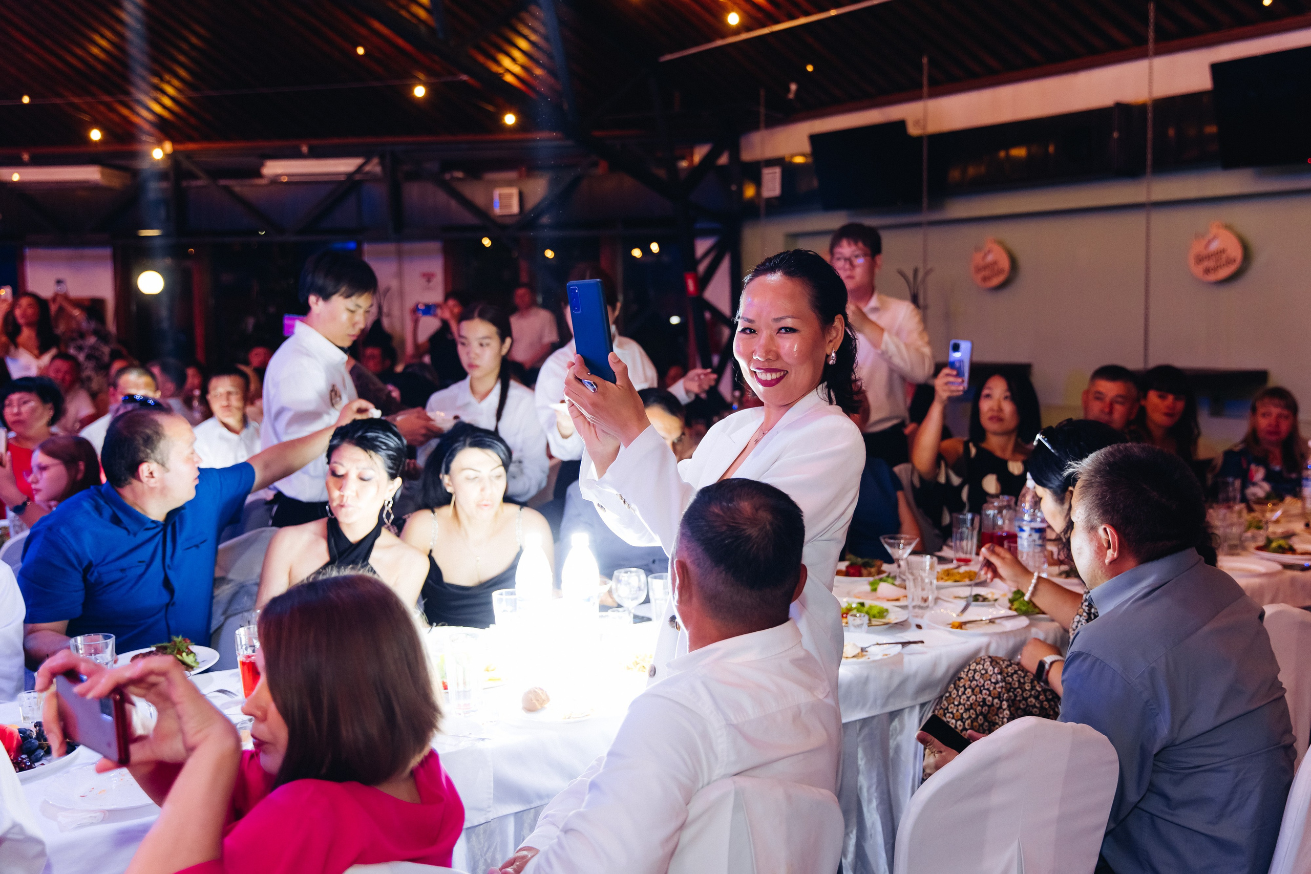 Выпускной вечер. 49 школа. Баран на корове. Свадебный и семейный фотограф в Улан-Удэ