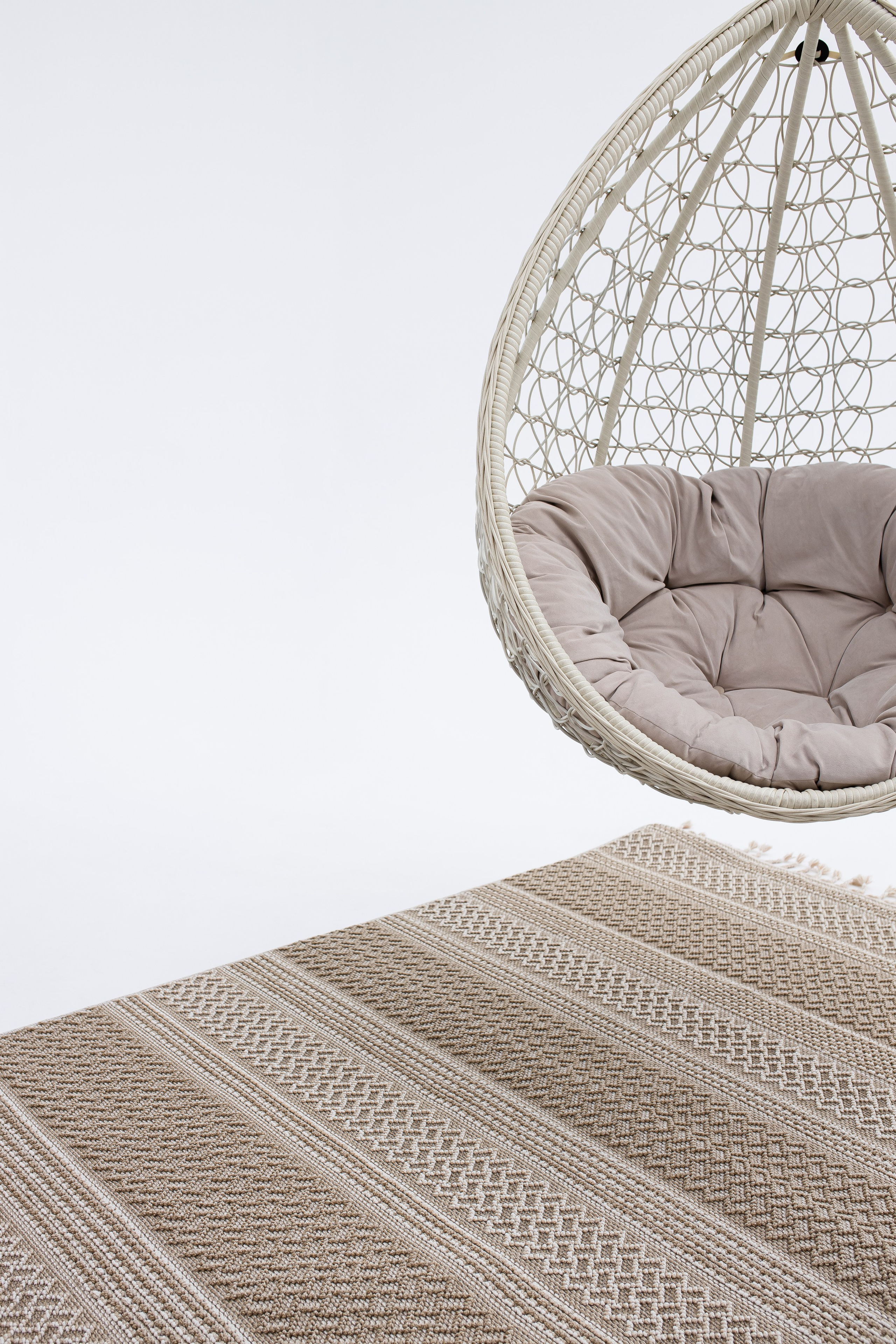 Tomiris Carpet. Свадебный и студийный фотограф в Алматы Ильяс Кырбаев