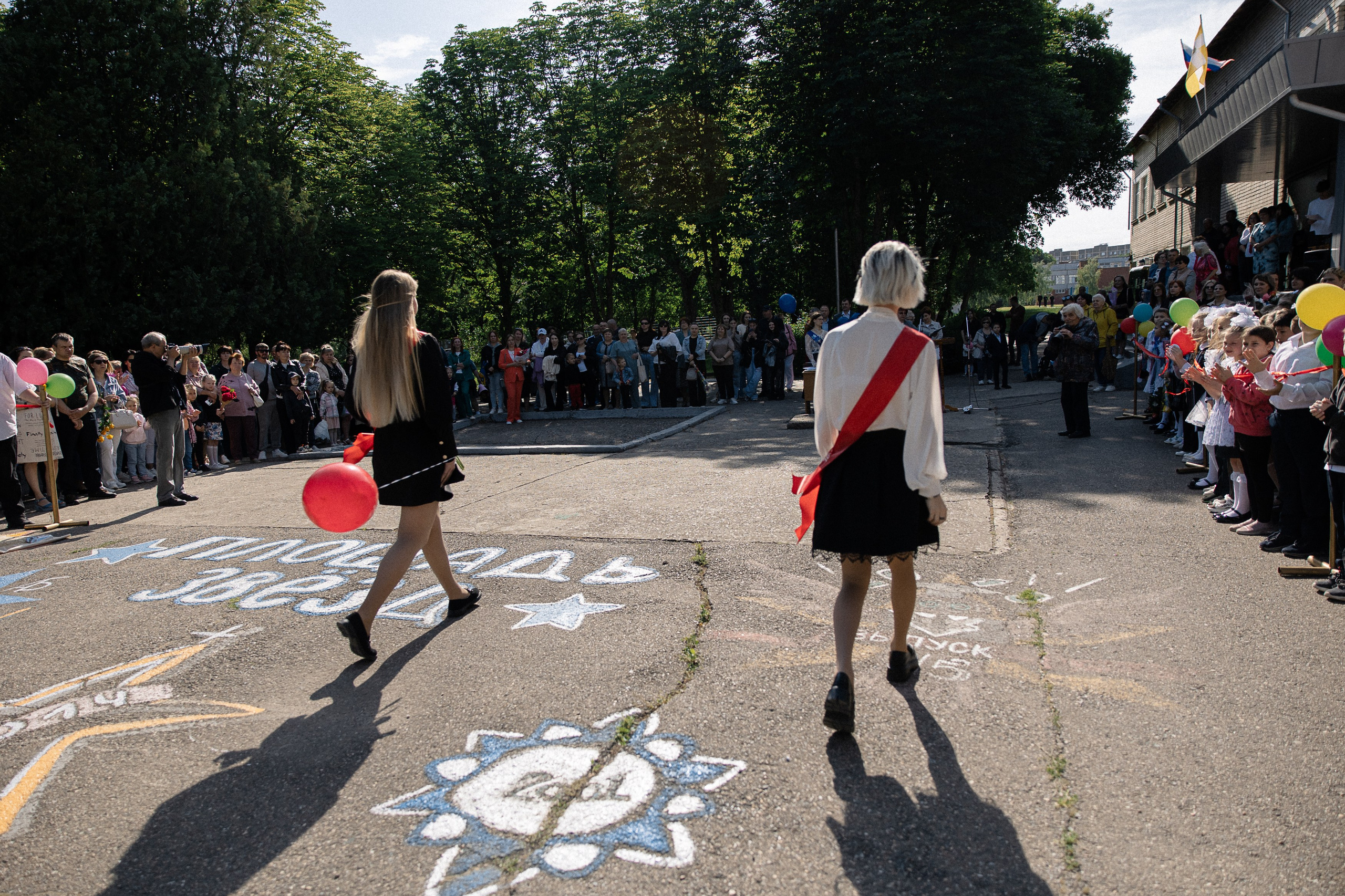 Последний звонок — линейка. Свадебный фотограф Роман Еремеев