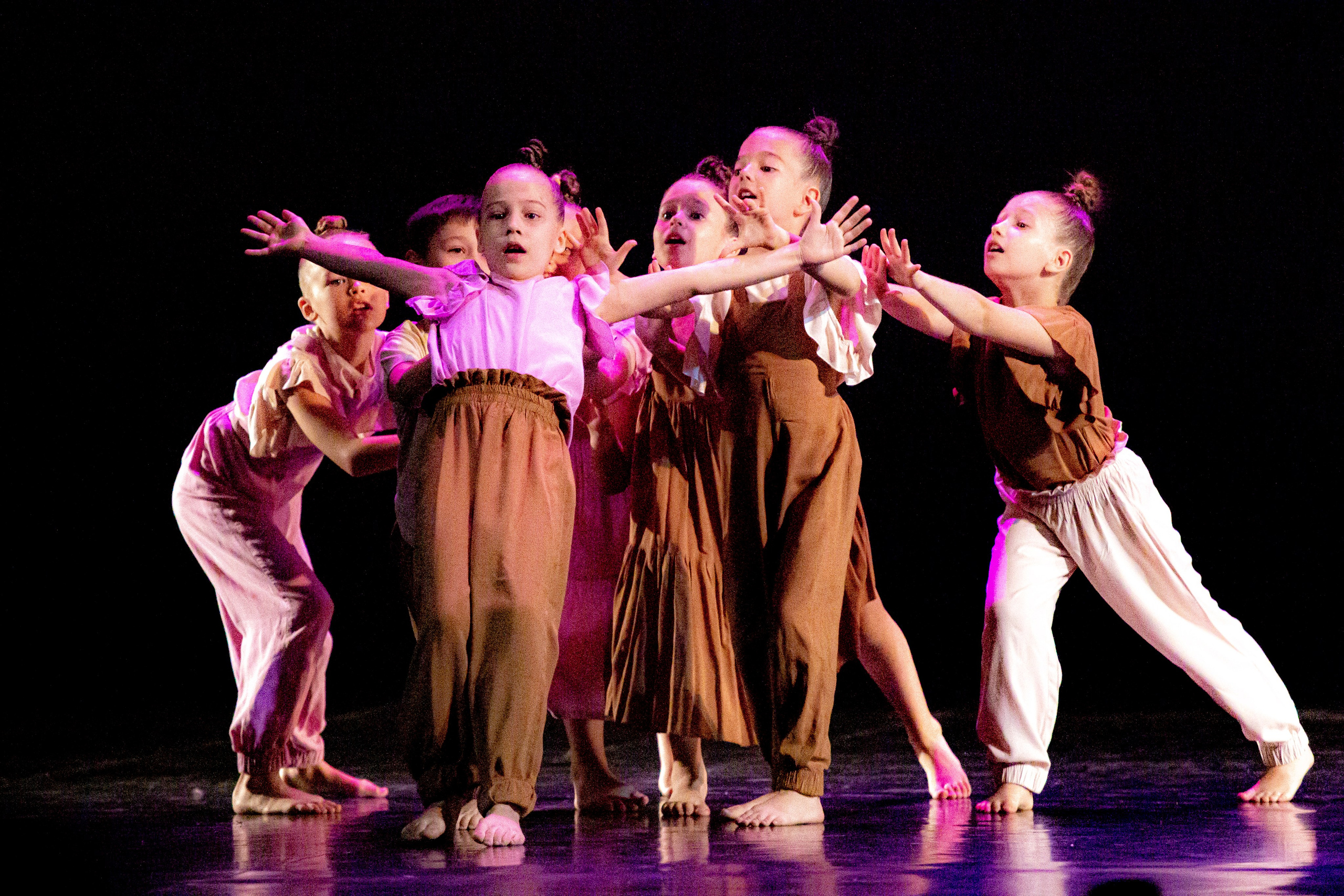 ОТЧЕТНЫЙ КОНЦЕРТ ХОРЕОГРАФИЧЕСКОЙ ШКОЛЫ НИКА. Фотограф в Сочи Юрий Шептаев