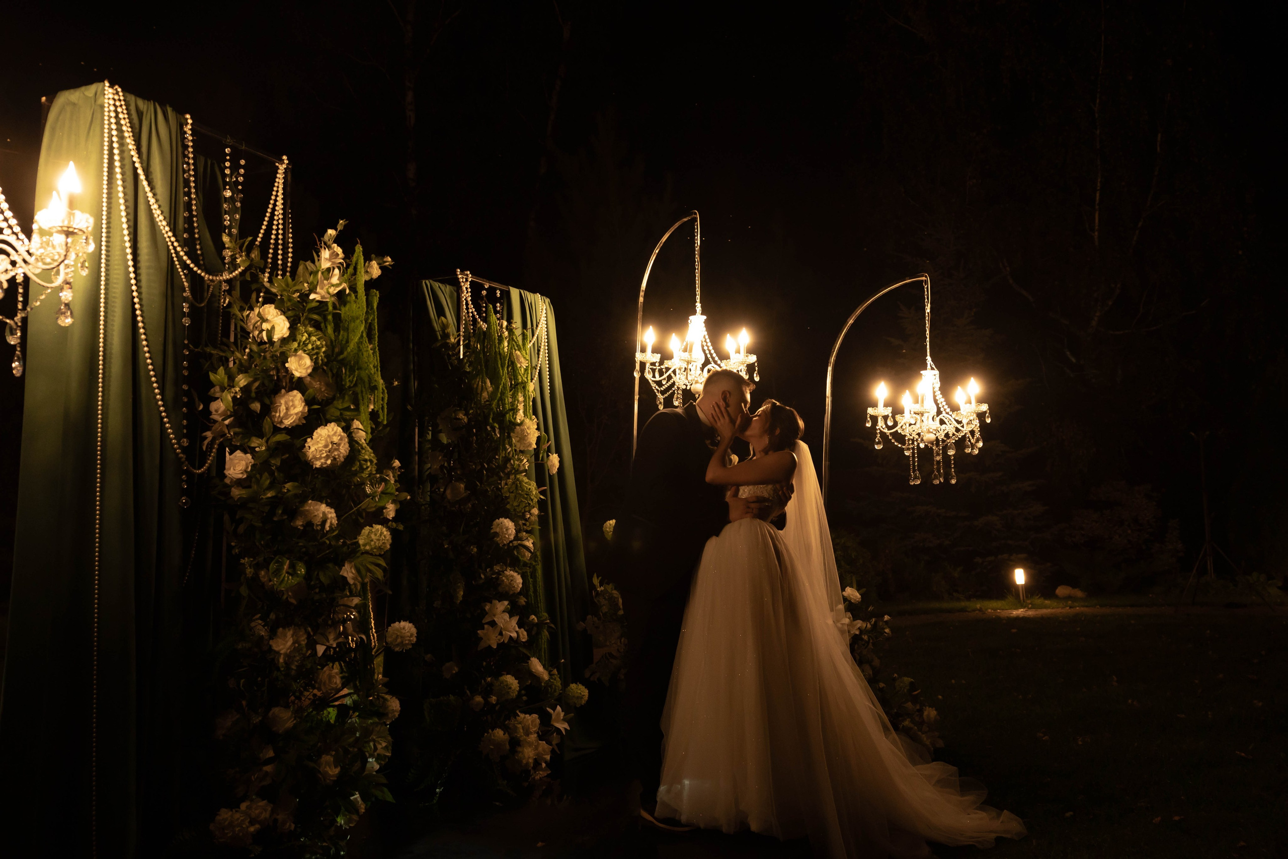 Свадебная история. Лесной Виладж. Свадебный и семейный фотограф Рассказова Виктория