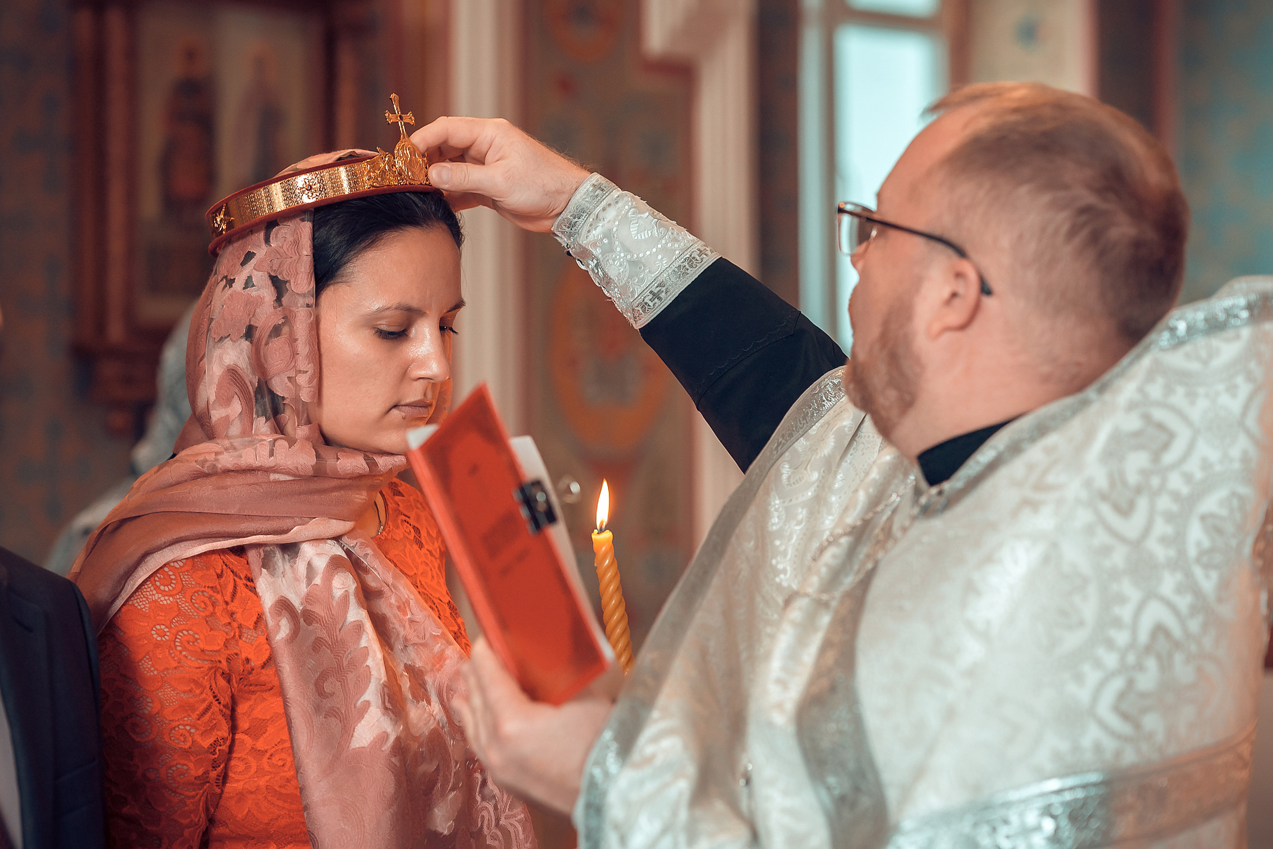 Венчание Ирины и Михаила. Фотограф на Крещение и Венчание в Красноярске Рамазанова Юлия