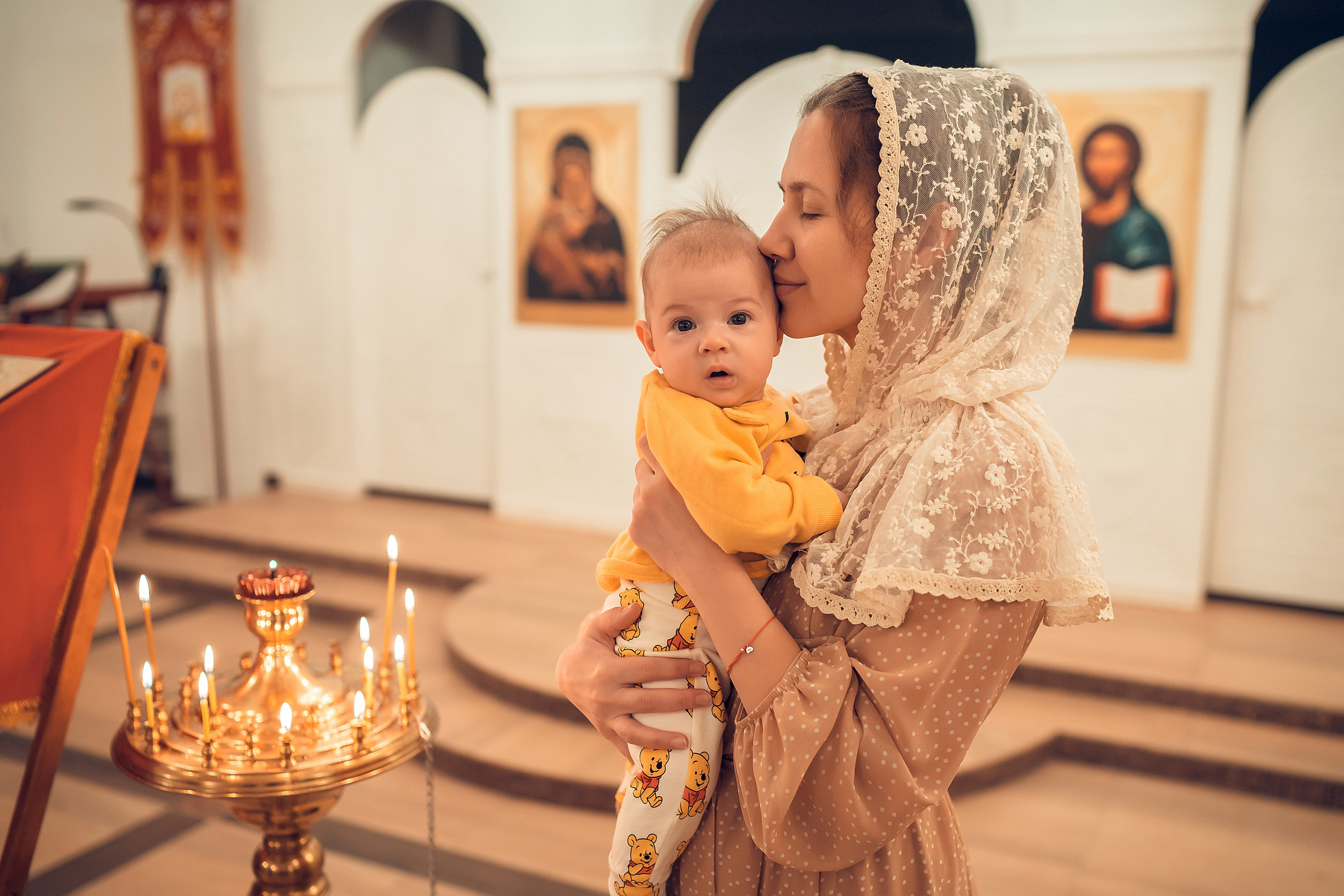 Таинство Крещения Тимофея Храм Новомучеников и Исповедников Российских. Фотограф на Крещение и Венчание в Красноярске Рамазанова Юлия