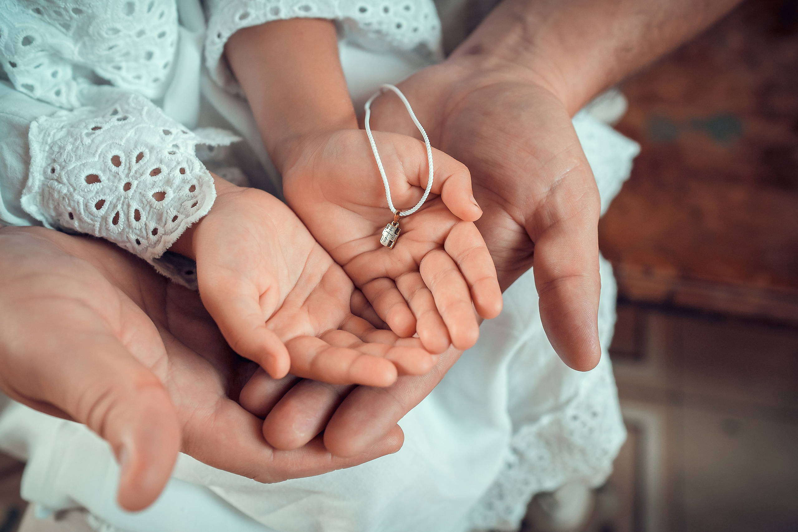 Крещение Даны. Фотограф на Крещение и Венчание в Красноярске Рамазанова Юлия
