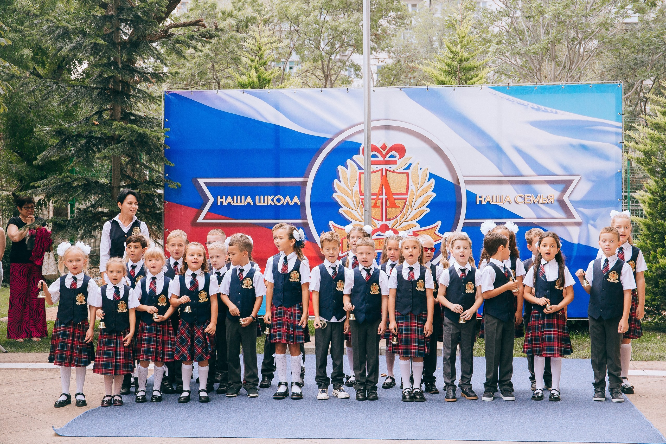 1 класс школа «Личность». Выпускные альбомы Натальи Бутко: Новороссийск, Анапа, Геленджик