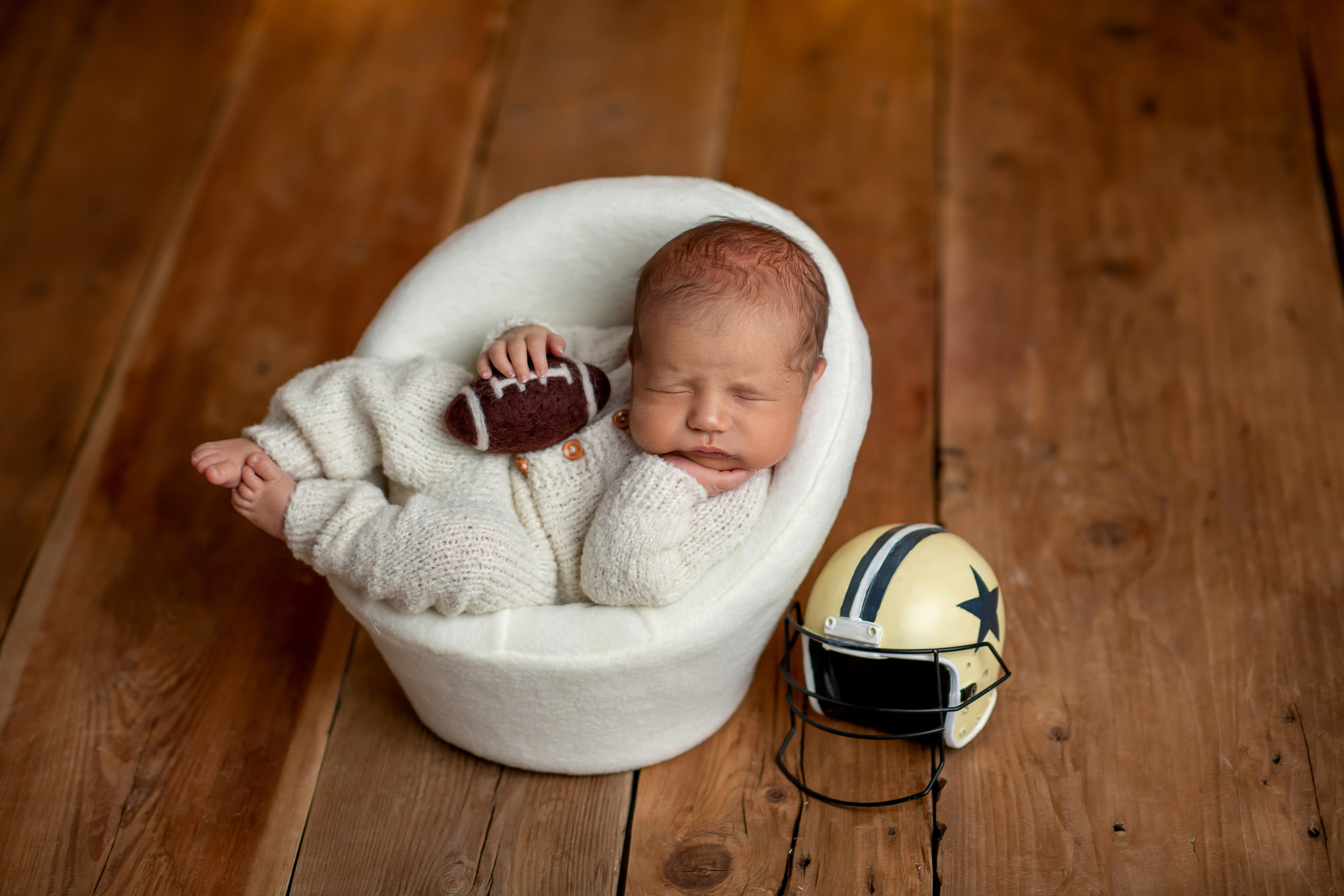 Newborn. Творческая команда Ульяшевы, свадебная и семейная фотография. Кахахста
