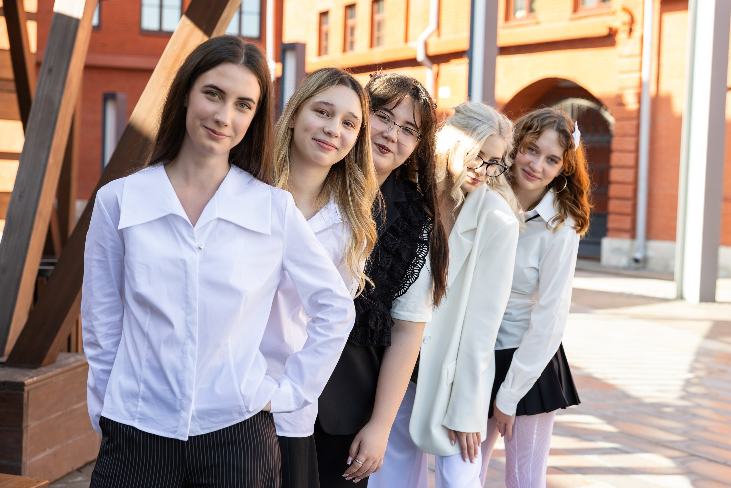 Школьная прогулка. Свадебная фотосъёмка в Москве, Туле