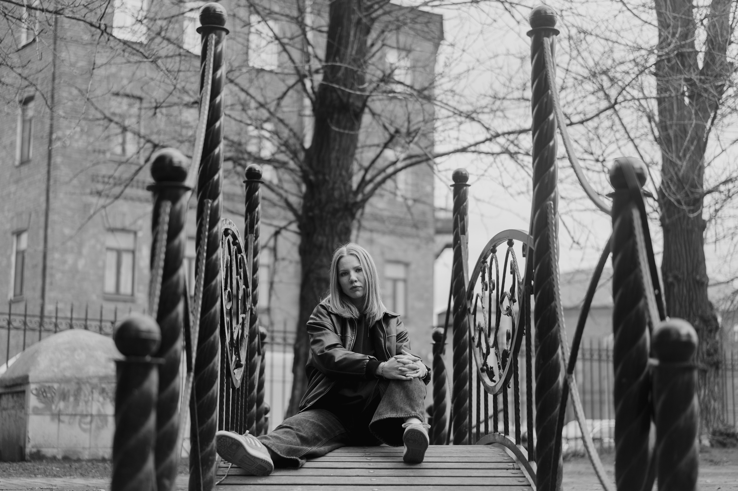 Прогулочная фотосессия по Обводному каналу. Виктория Спорова. Ваш портретный фотограф в Санкт-Петербурге