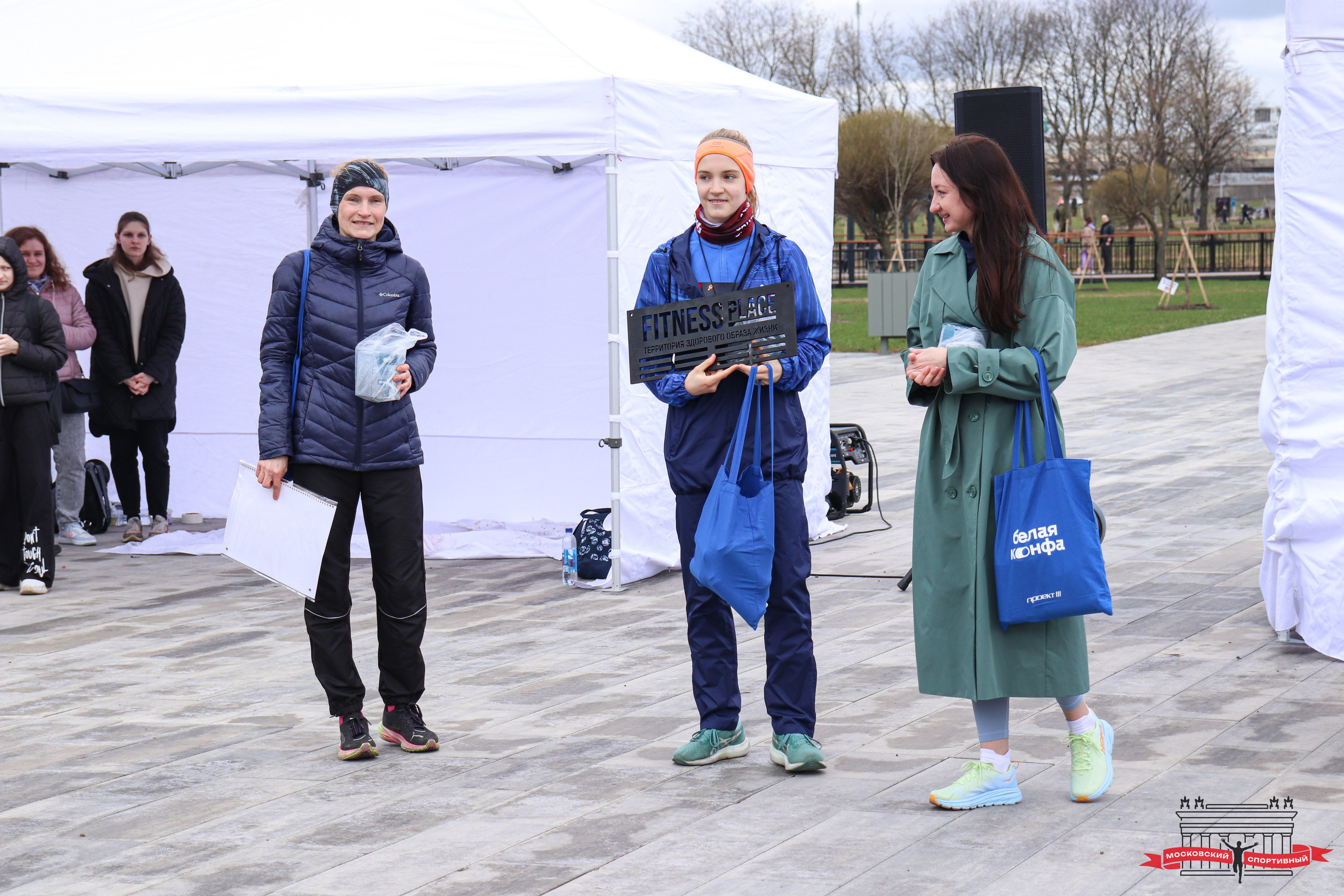 Московский Спортивный «КОСМИЧЕСКИЙ RUNOFF». Ивентный фотограф в Санкт-Петербурге Олег Комков