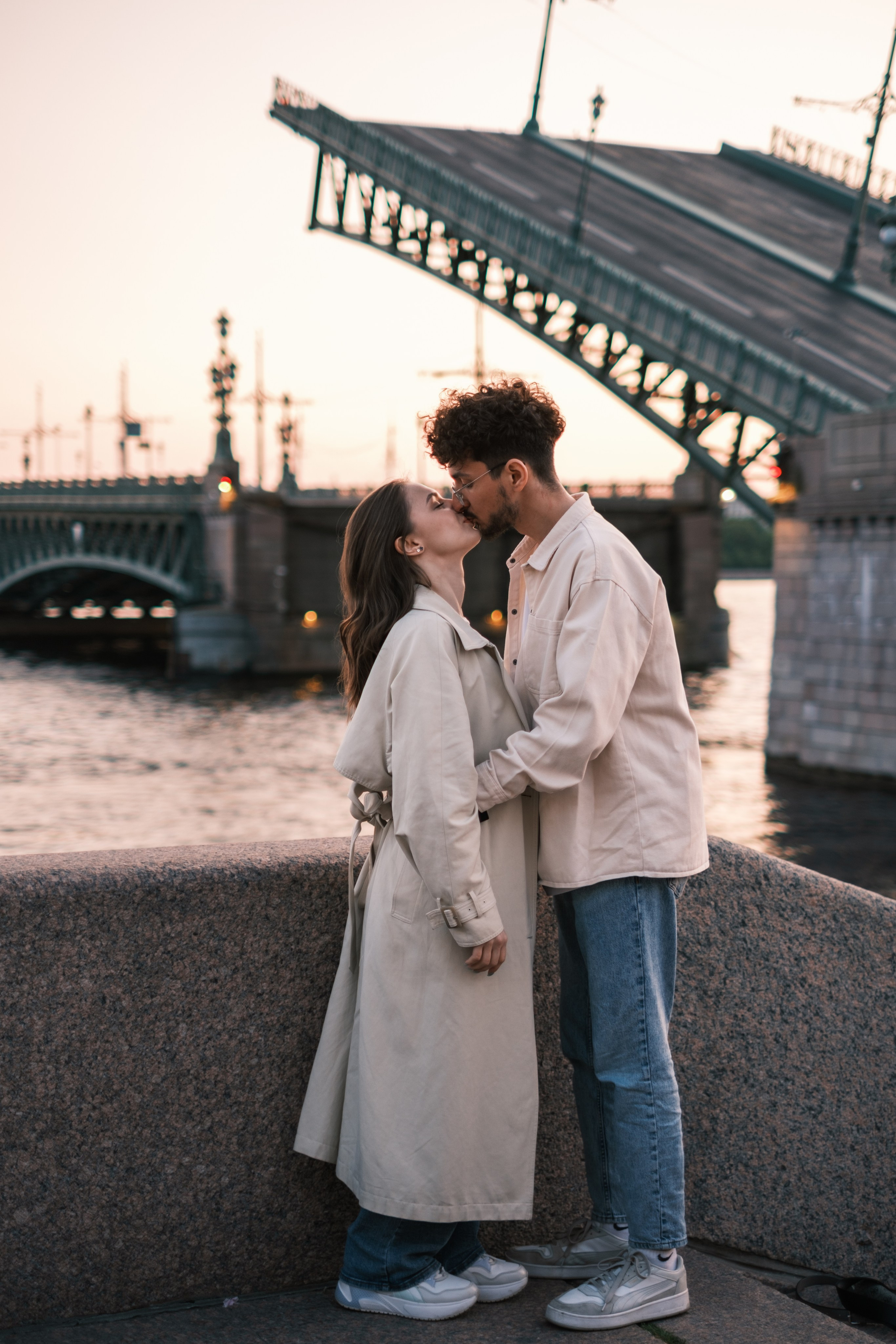 Лавстори, парная фотосессия. Свадебный и портретный фотограф Иван в Санкт-Петербурге | Профессиональная фотосъёмка