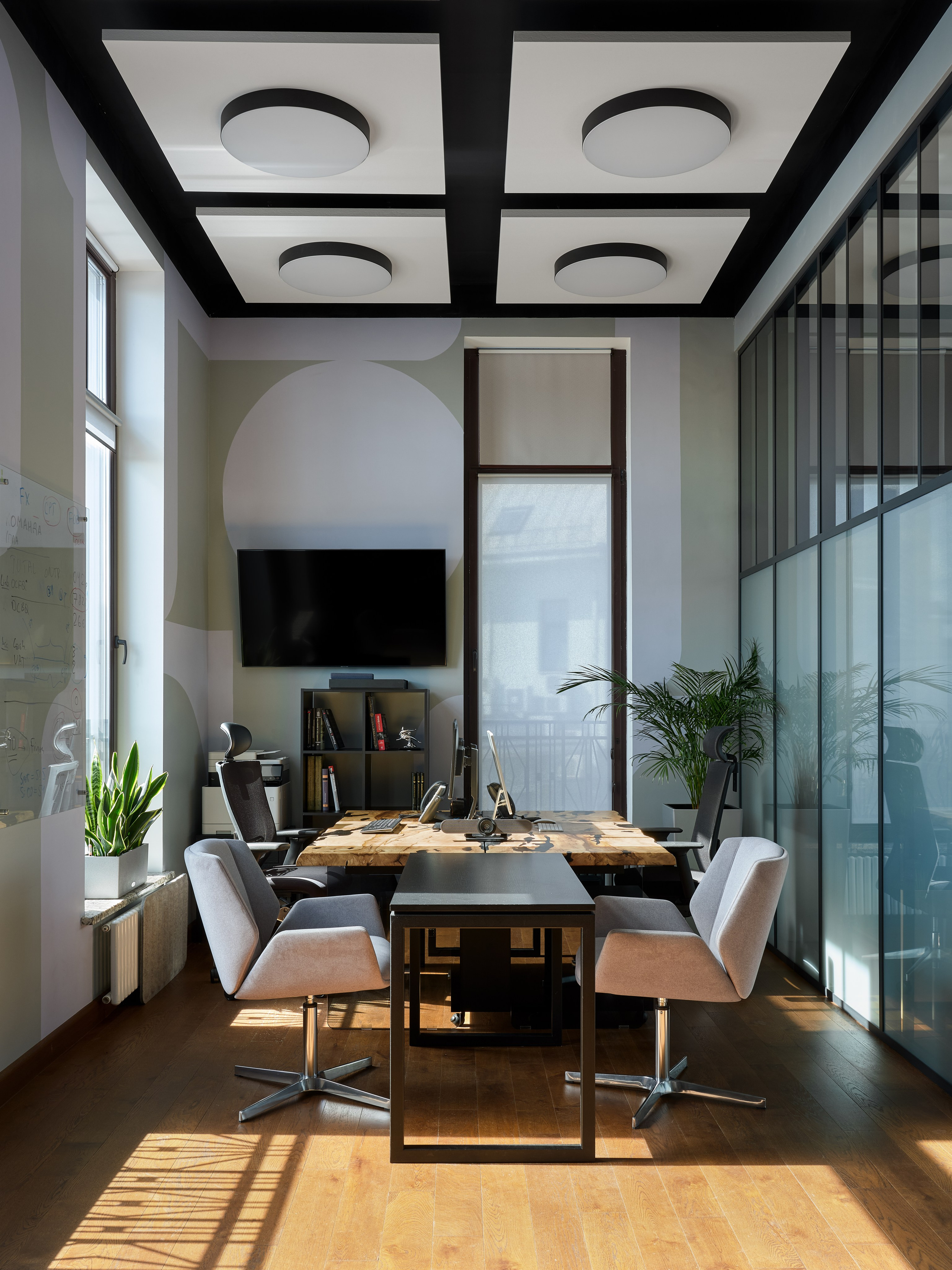 Офис в центре города. Фотограф Наталья Вершинина