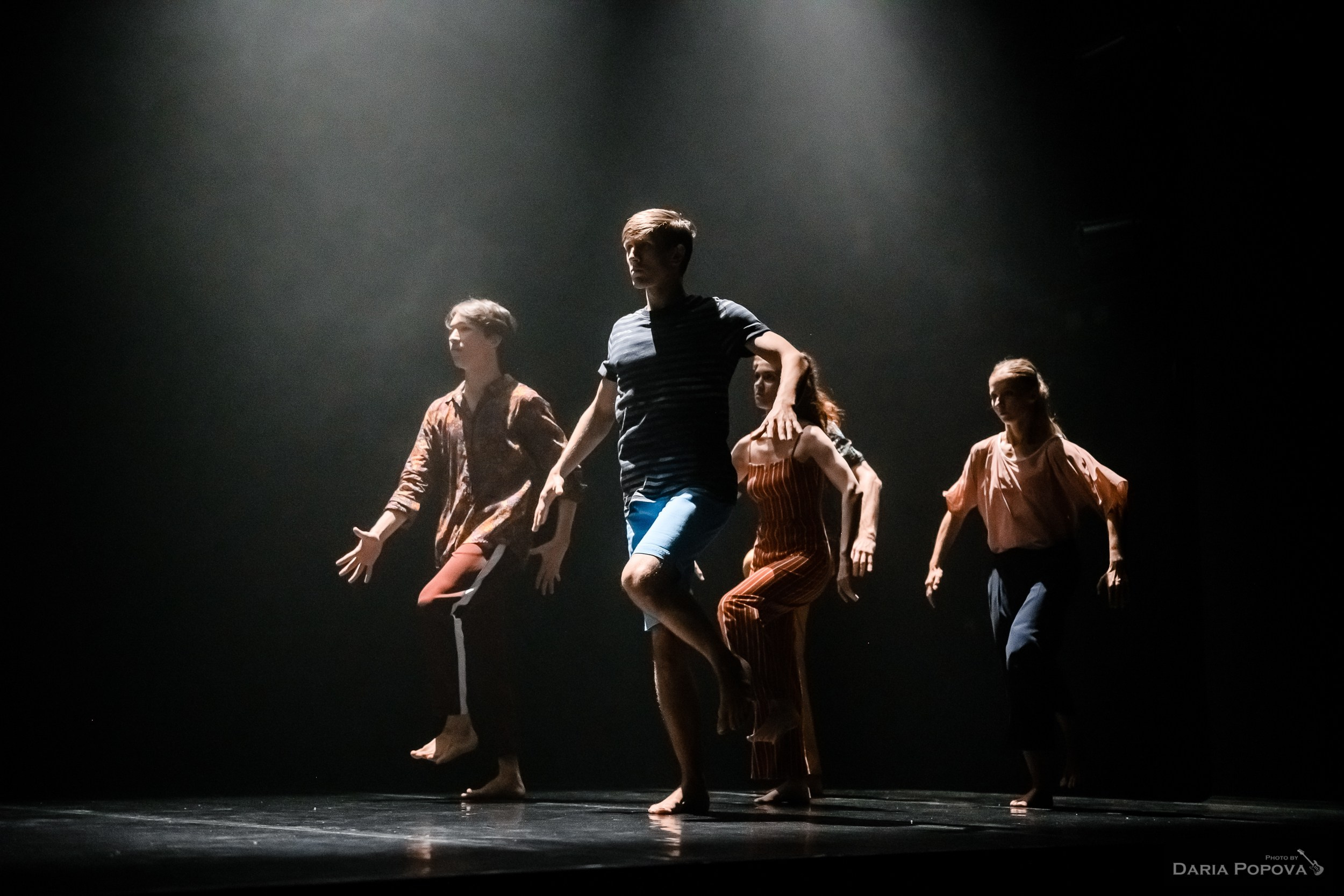 Спектакль «Личность» («Ipsiety»). Художник по свету Максим Сергачев