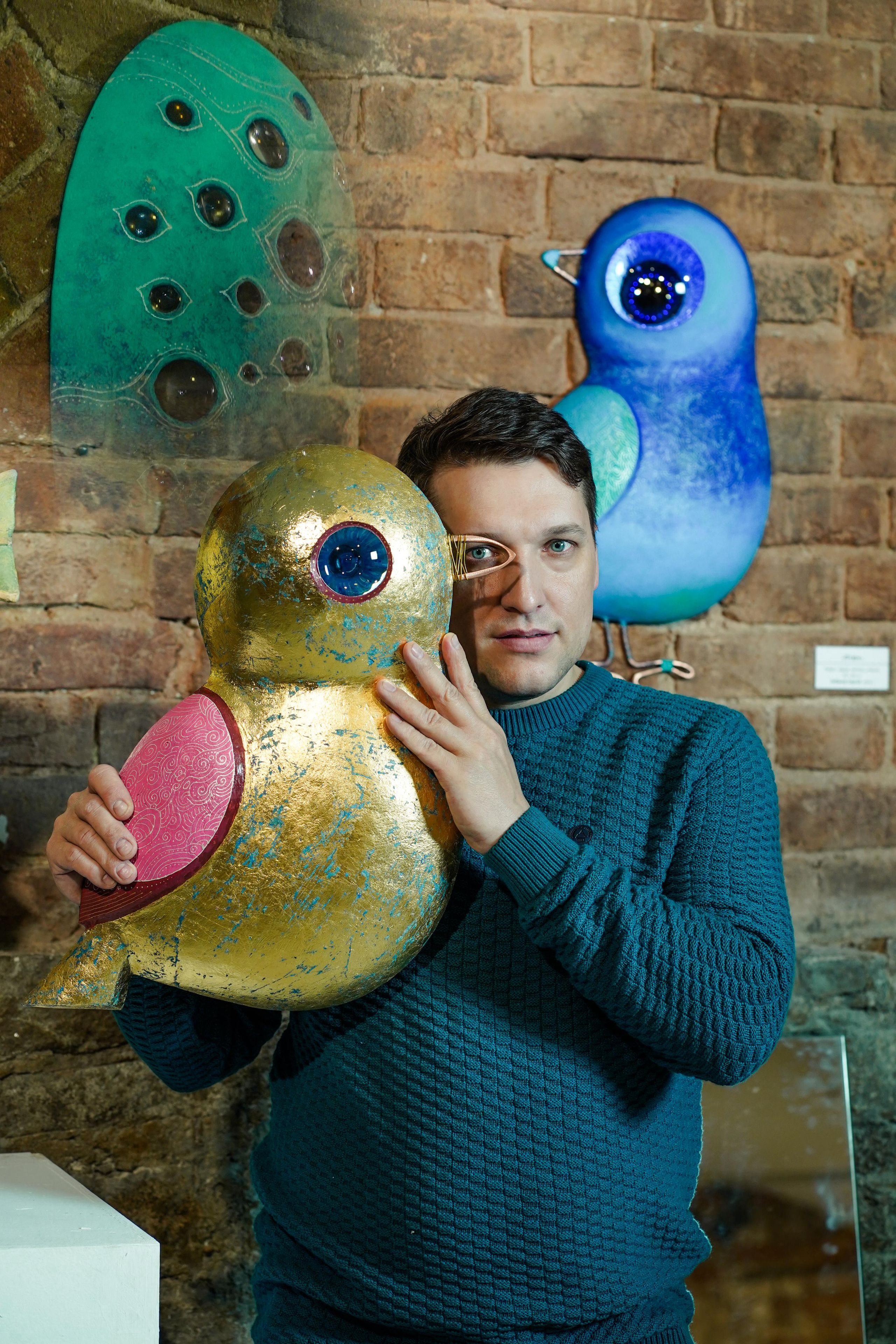 Золотой птюч. Скульптор в Екатеринбурге Лобанов Сергей