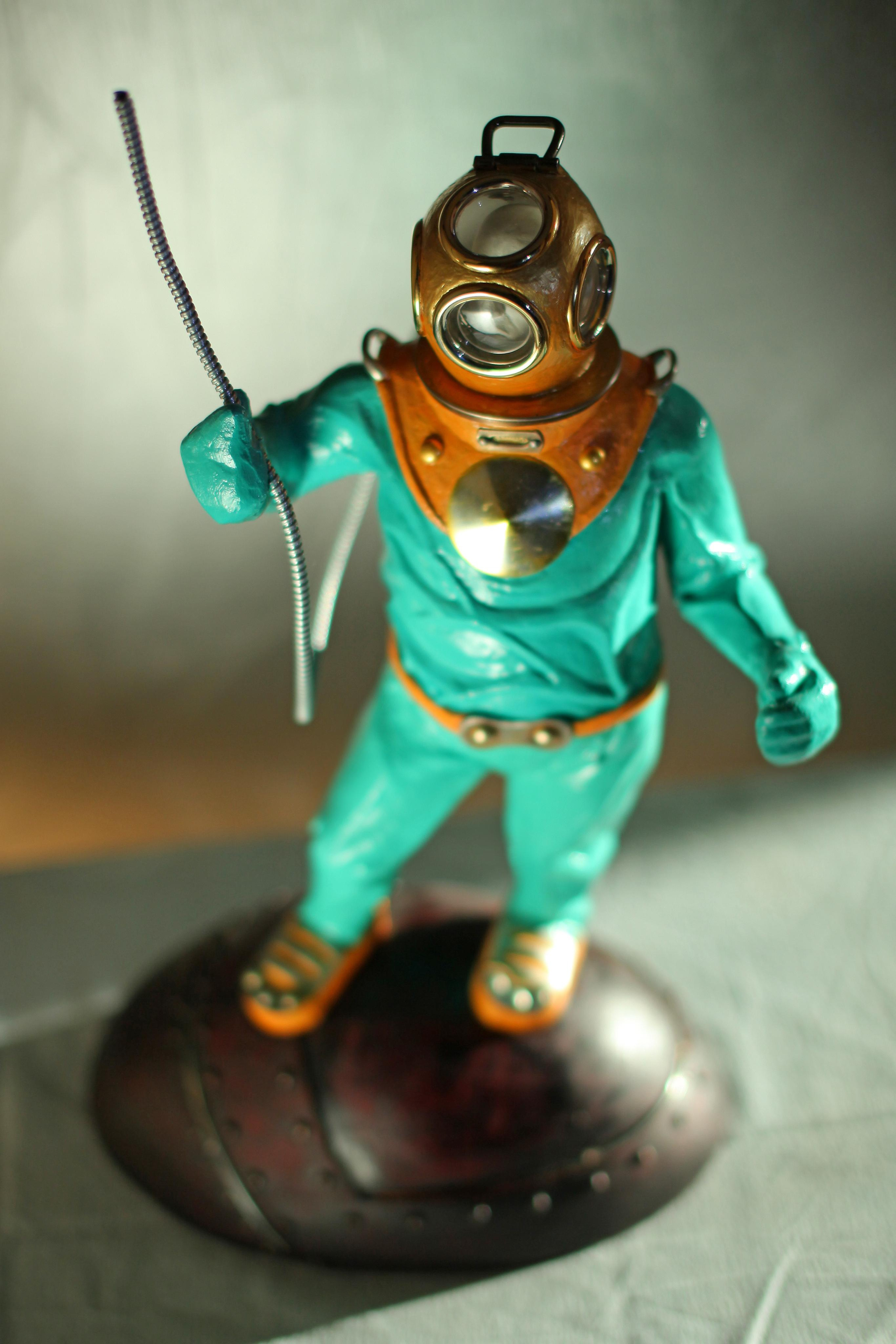 Водолаз. Скульптор в Екатеринбурге Лобанов Сергей