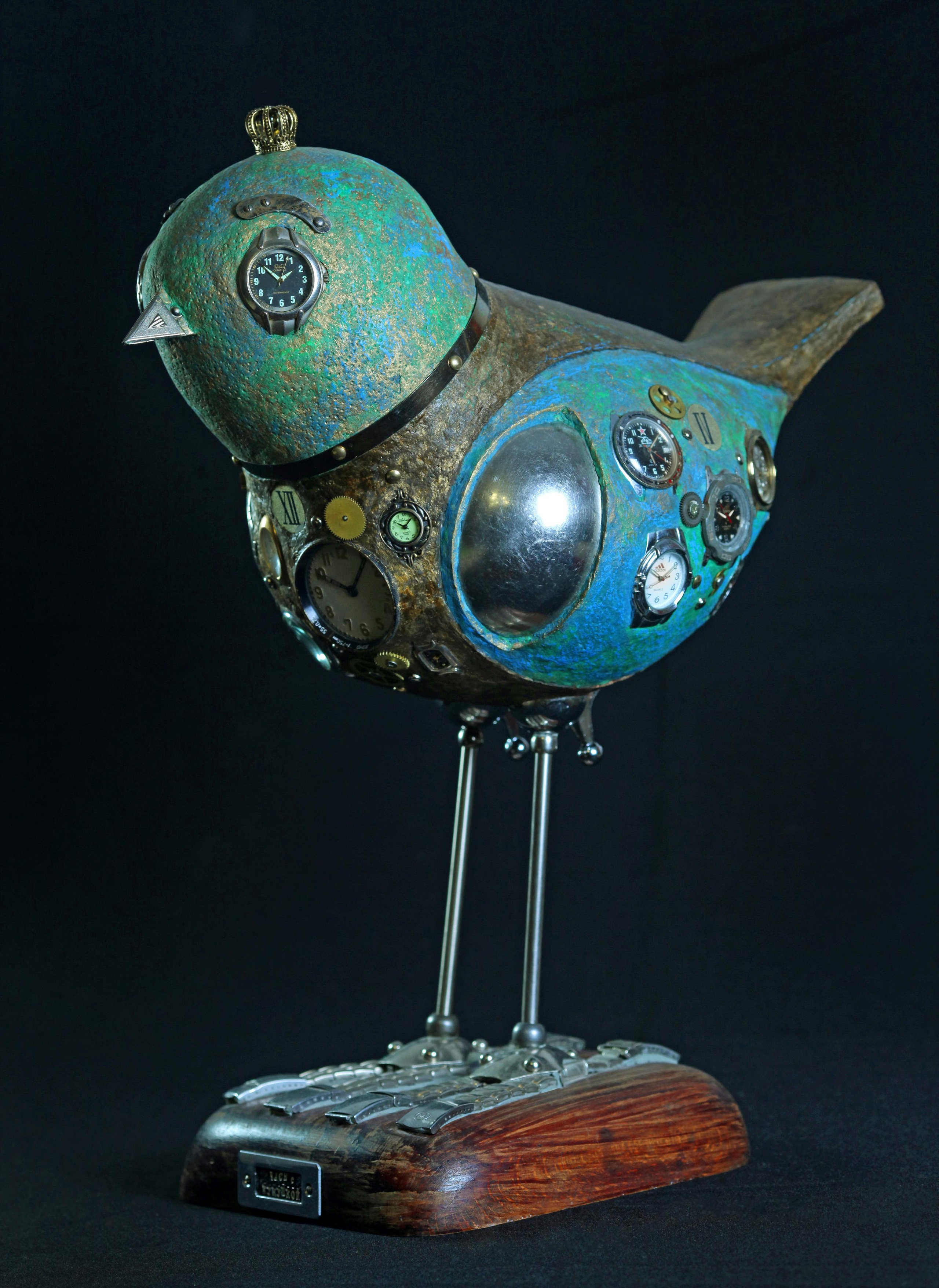 Часы с кукушкой. Скульптор в Екатеринбурге Лобанов Сергей