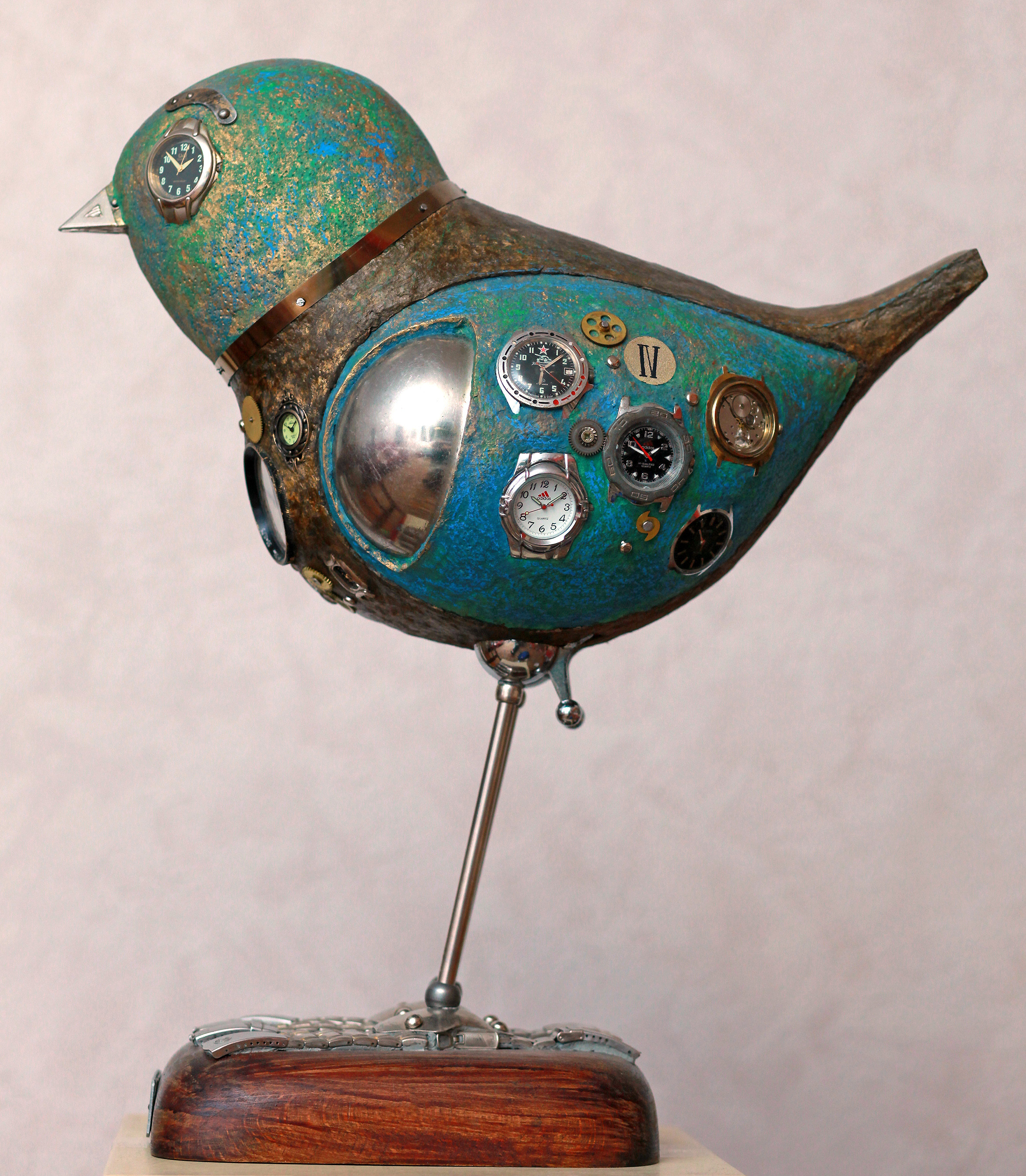 Часы с кукушкой. Скульптор в Екатеринбурге Лобанов Сергей