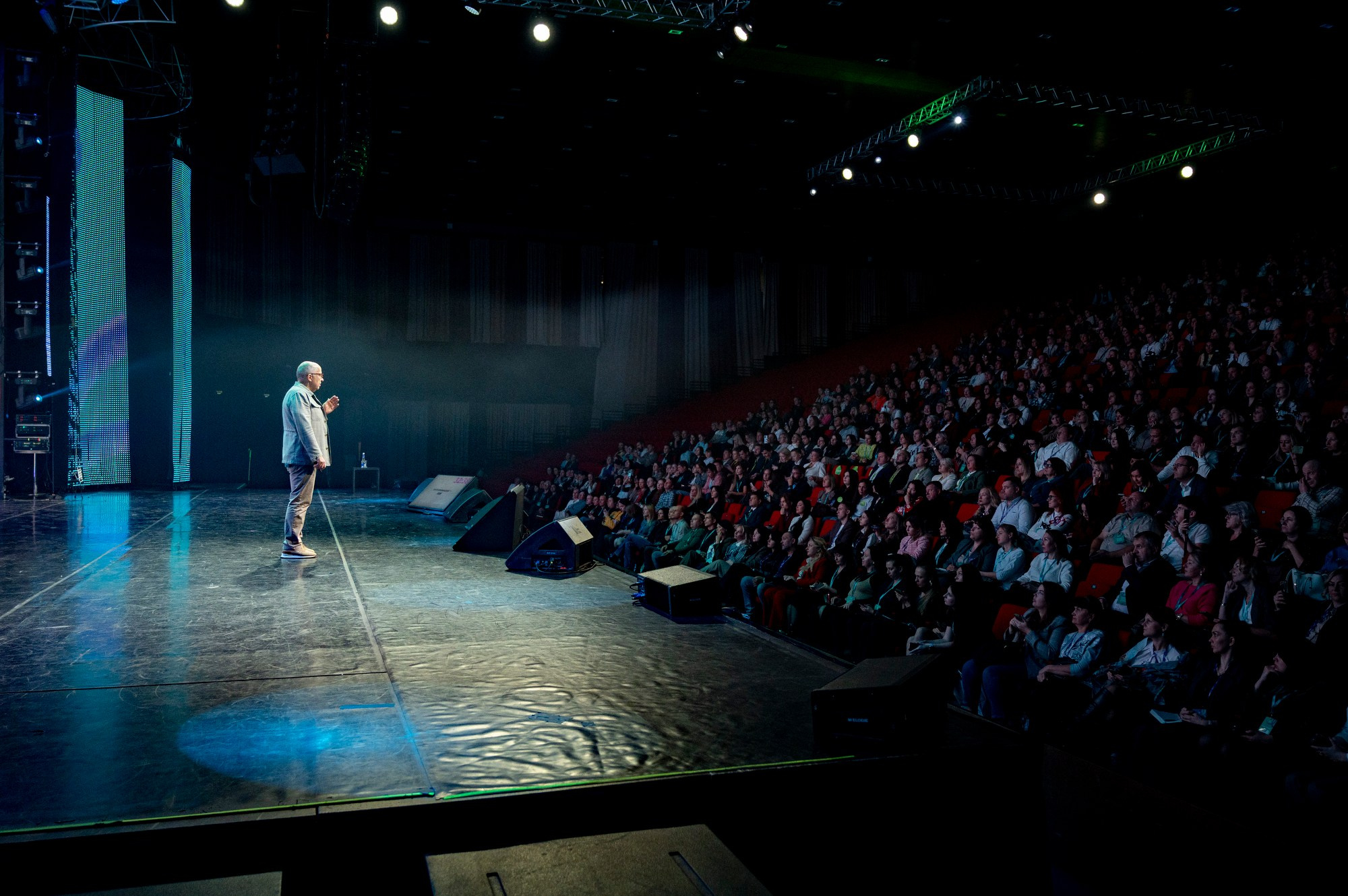 Сбер Бизнес Фест 2025. Фотограф для бизнеса Антон Горин