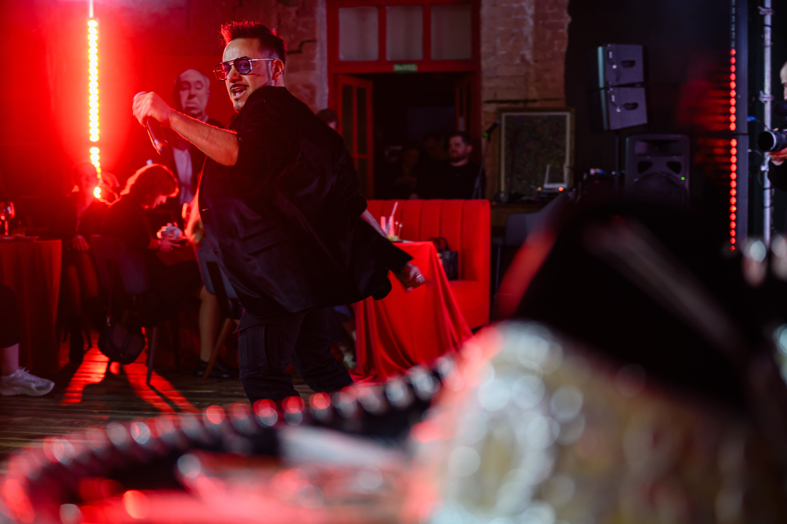 ТАЛАНТ РАСПРАВИЛ ПЛЕЧИ