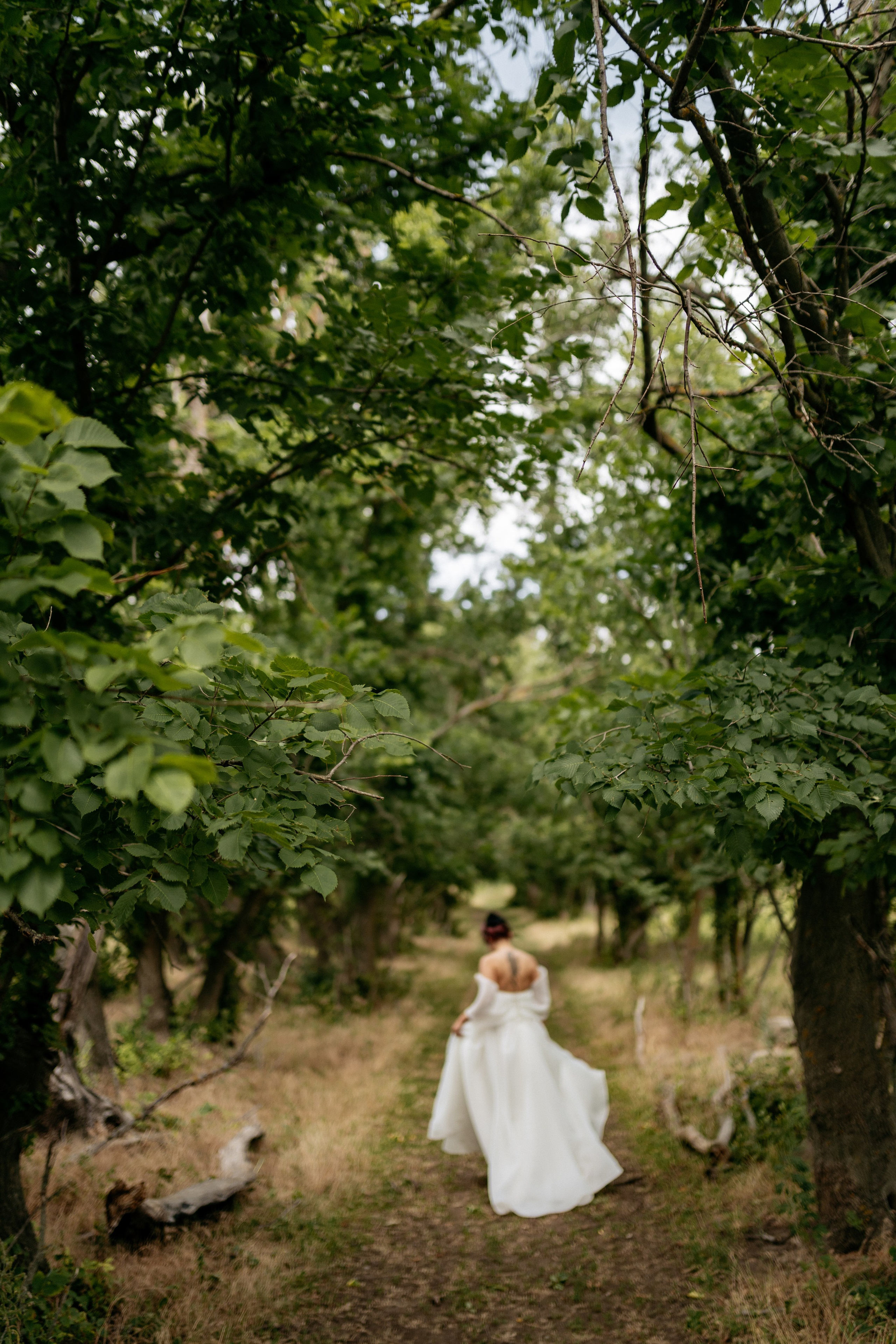 Фотосессия молодоженов на закате в Кучугурах - лучшие кадры от профессионального фотографа
