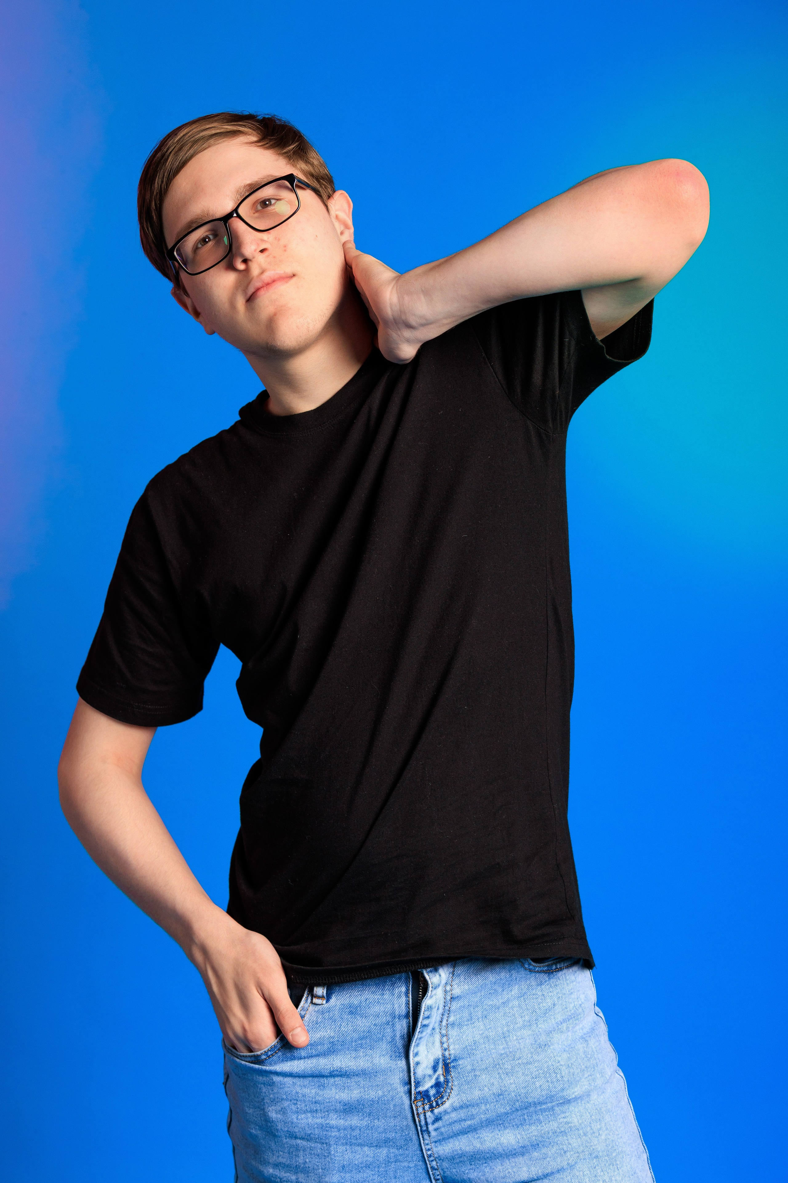 Смотреть фотки в фотостудии. Выпускные альбомы Геленджик, Новороссийск, Краснодар, Туапсе